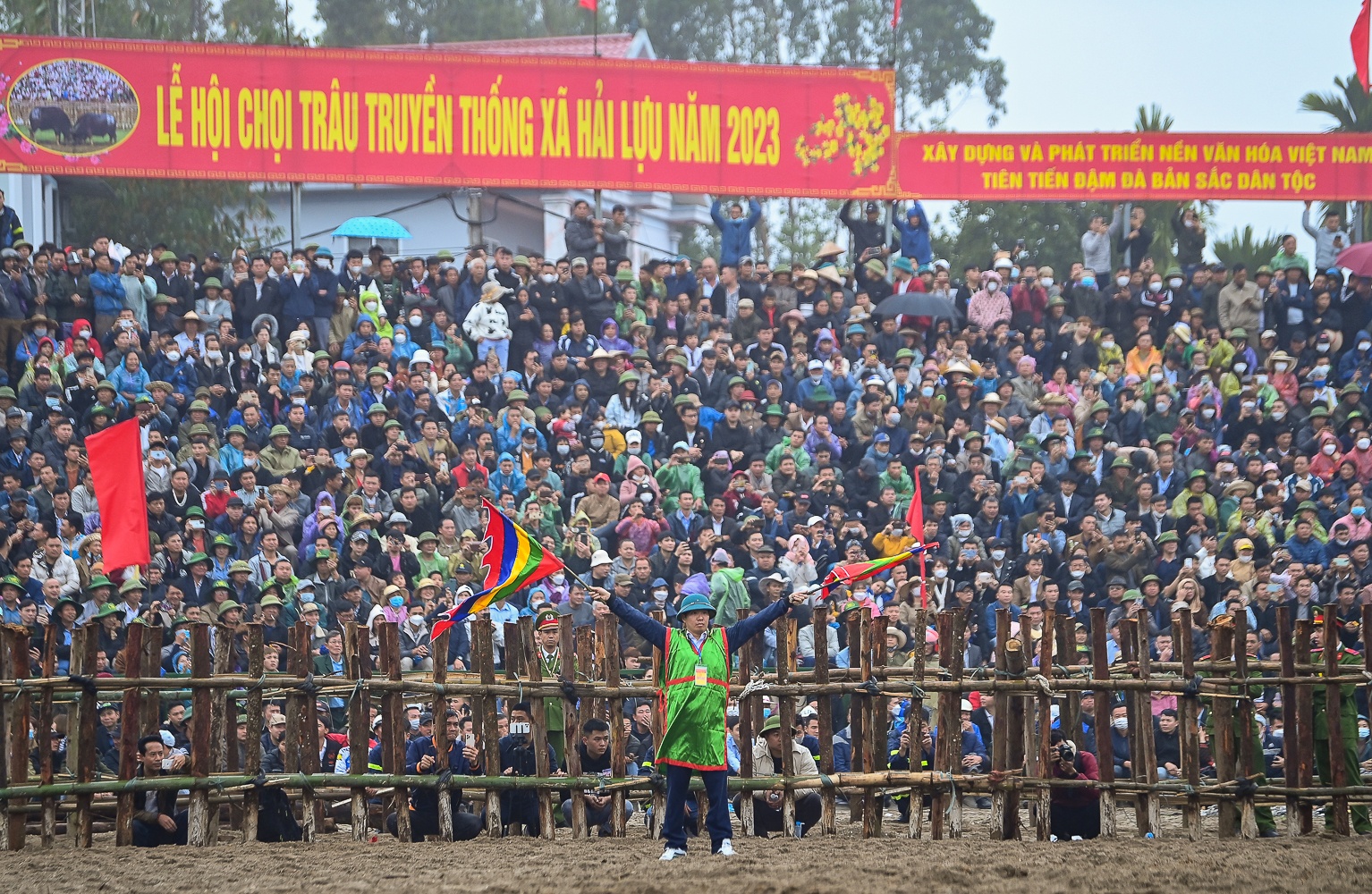 Le hoi choi trau anh 8