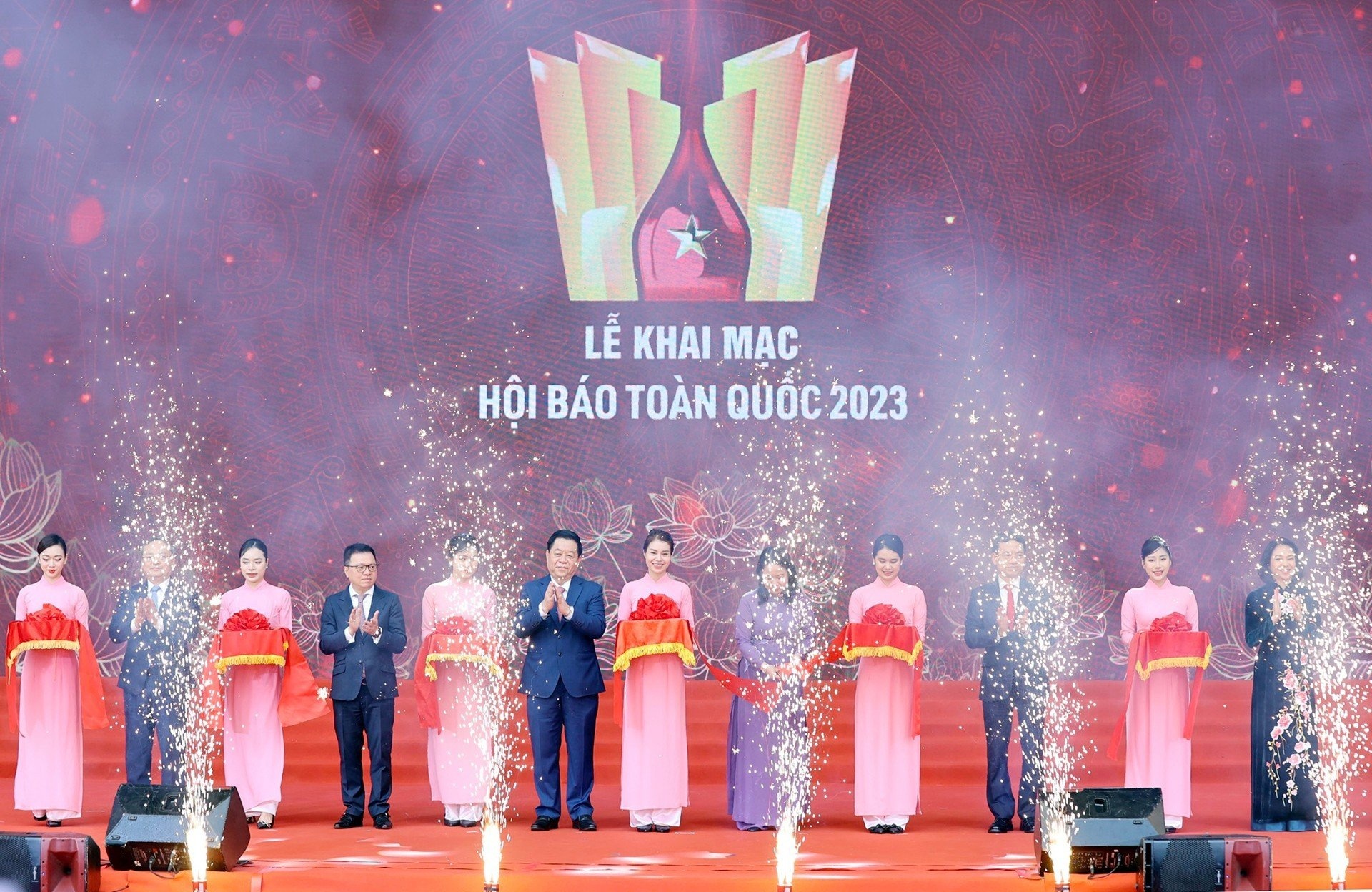 Khai mac Hoi bao toan quoc 2023 tai Ha Noi hinh anh