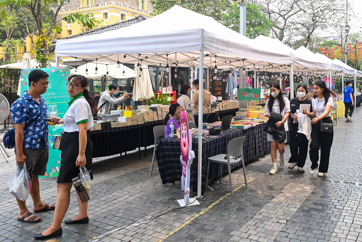 Ngay hoi sach Viet Nam anh 1