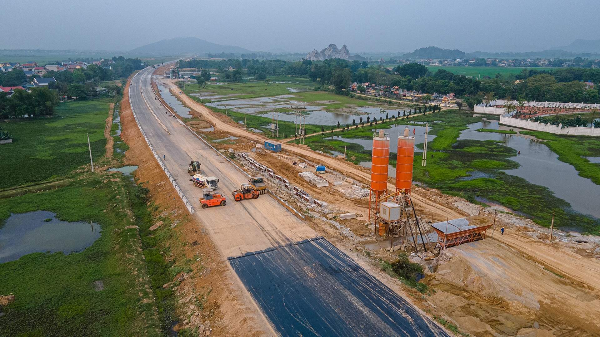 Cao toc 12.000 ty anh 25