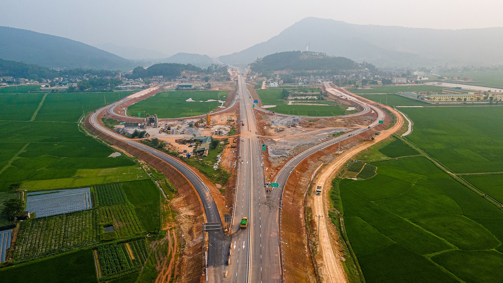 Cao toc 12.000 ty anh 19