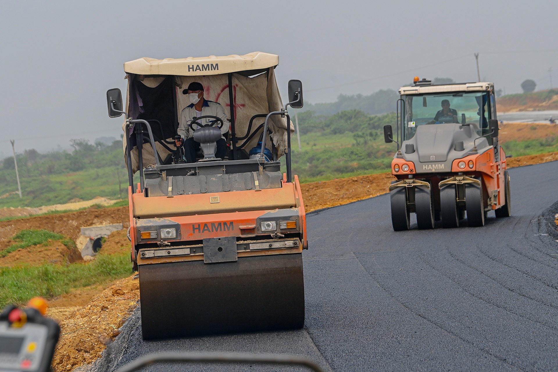 Cao toc 12.000 ty anh 15