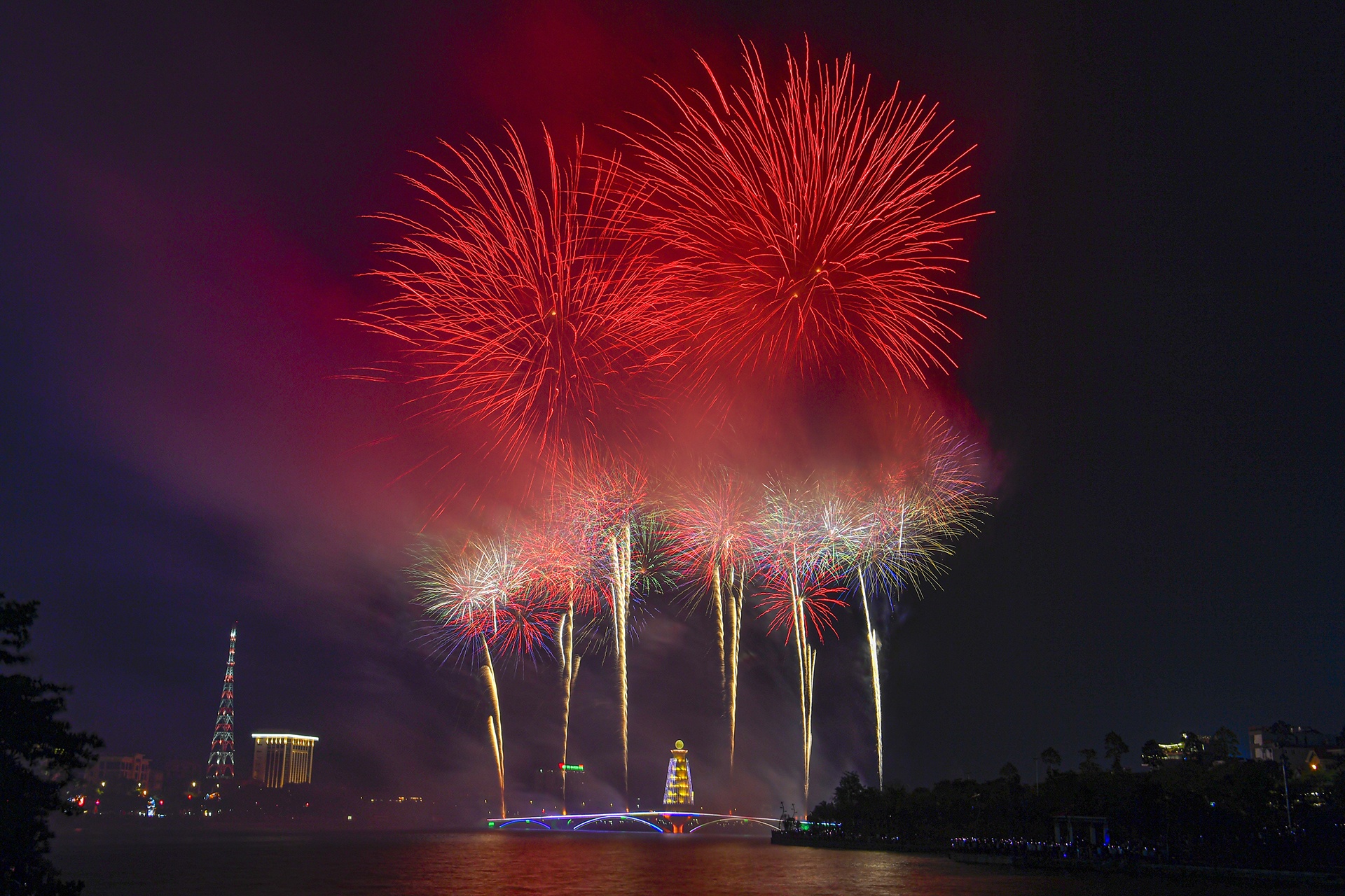 Phao hoa Viet Tri anh 7