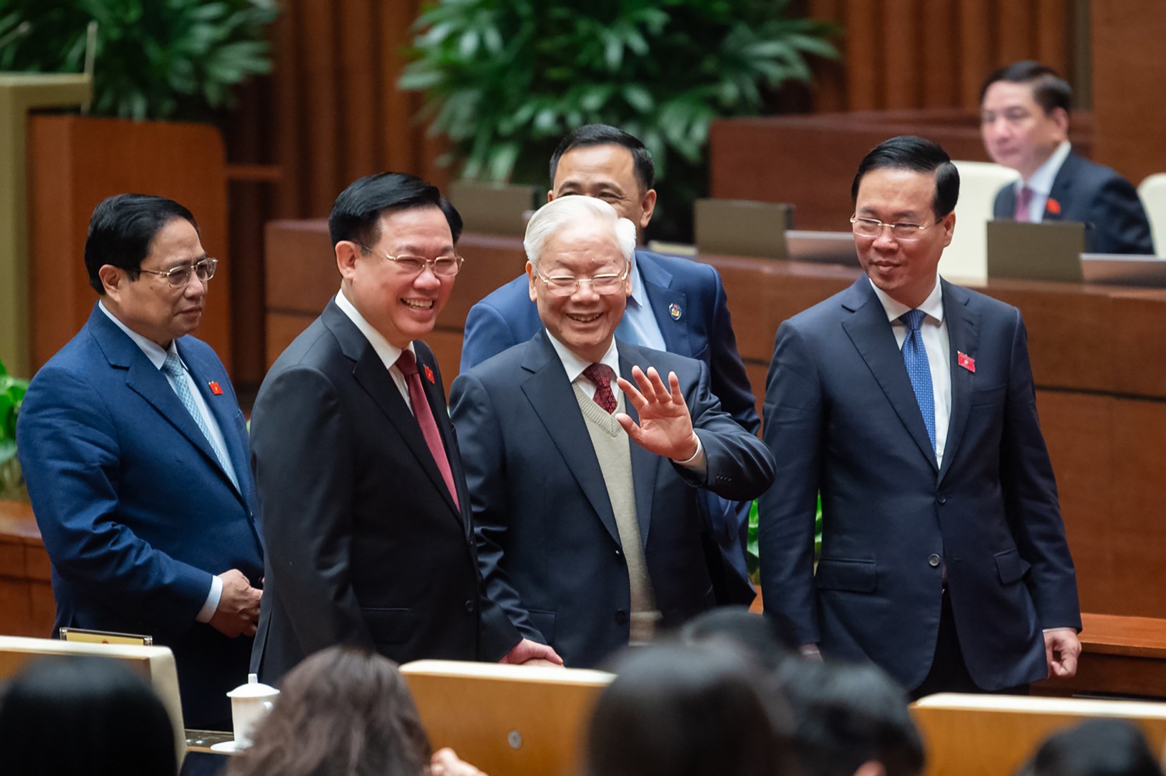 Hop Quoc hoi bat thuong anh 3