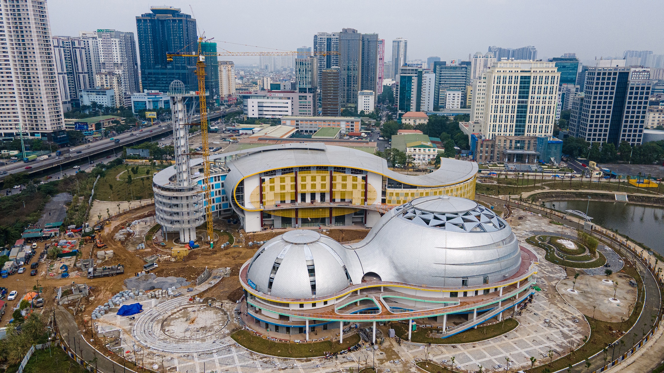 Hien trang Cung Thieu nhi tri gia 1.300 ty dong o Ha Noi hinh anh