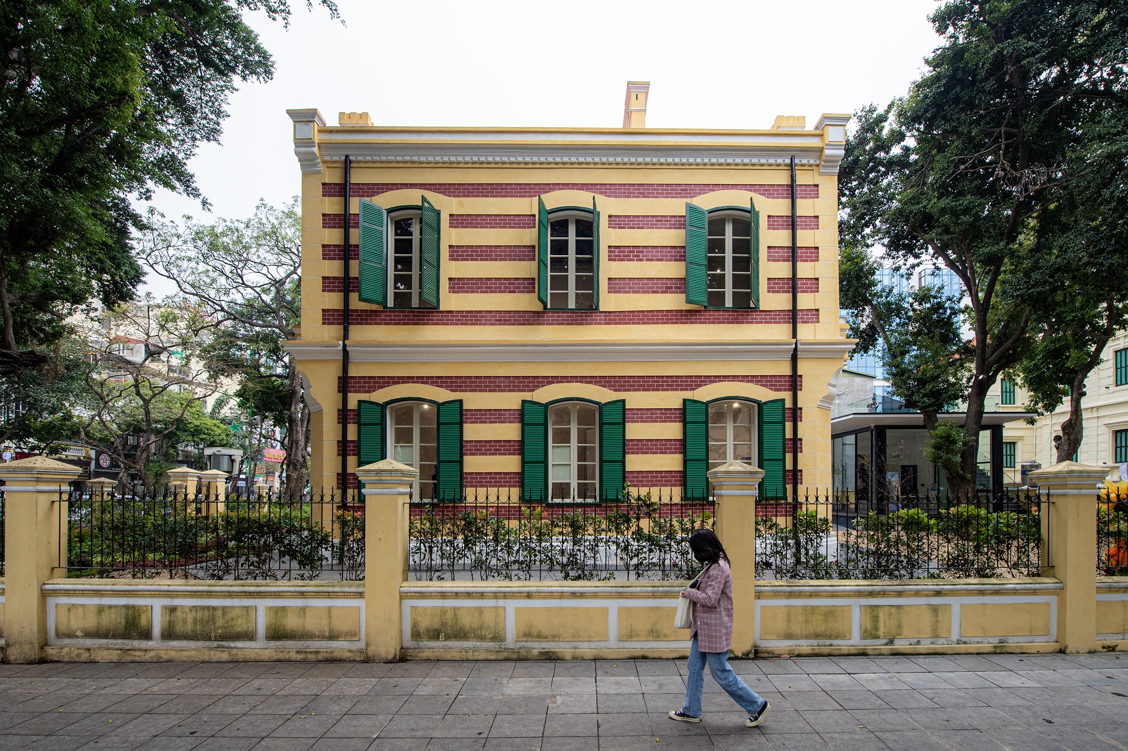 Biet thu Phap co anh 2