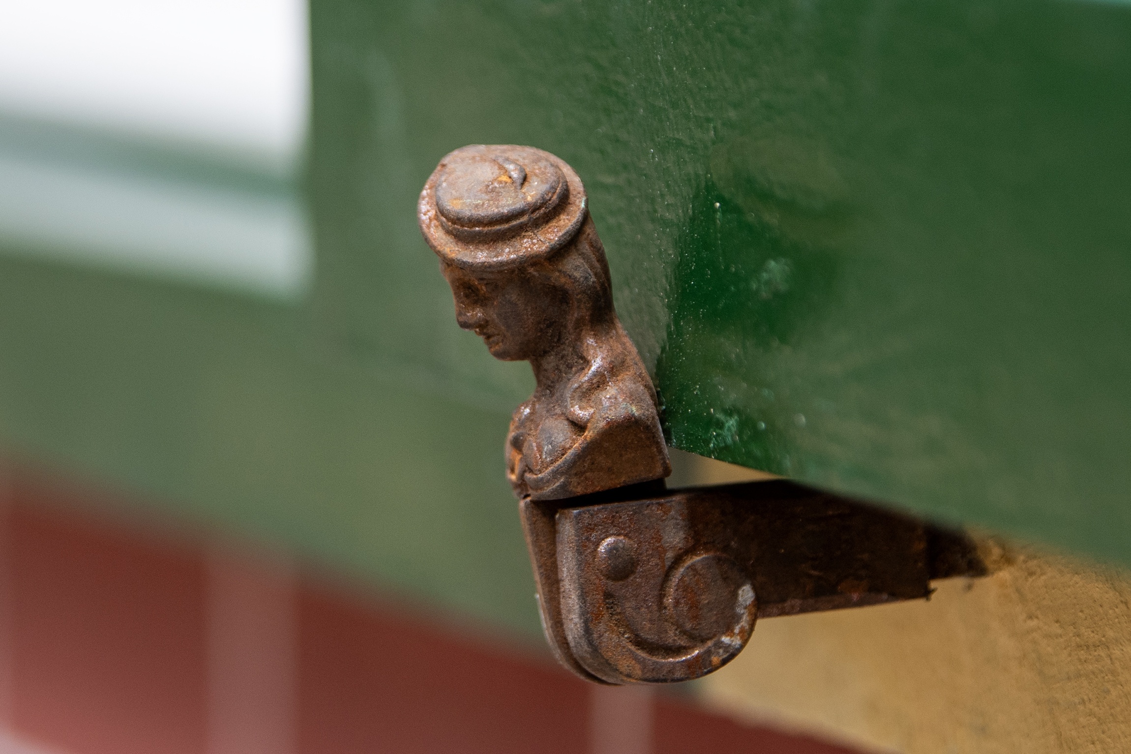 Biet thu Phap co anh 9