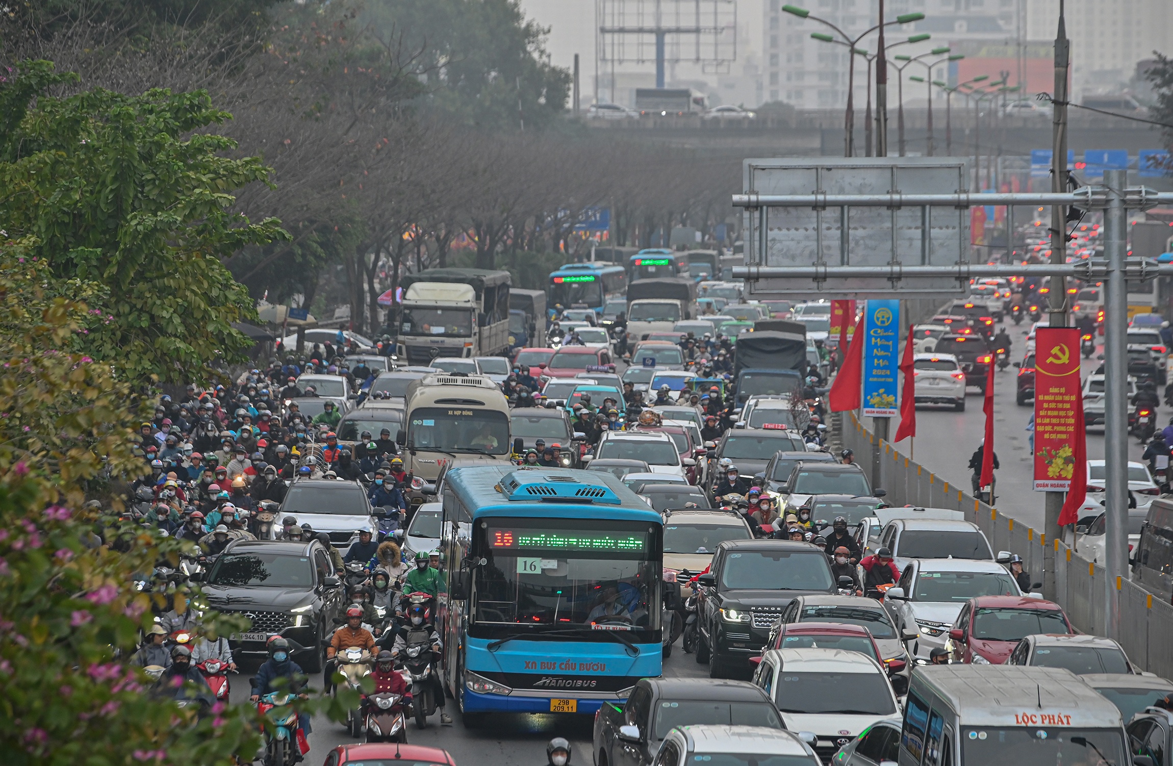 Tac duong o Ha Noi anh 7
