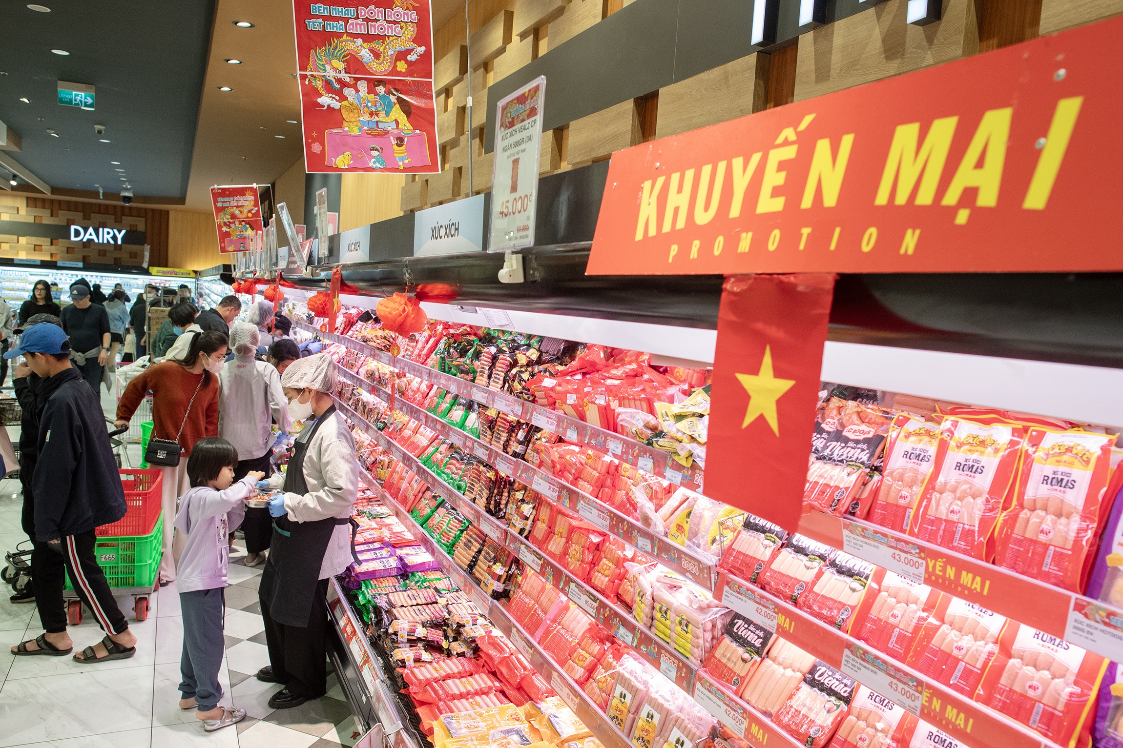 Mua sam dip Tet anh 6