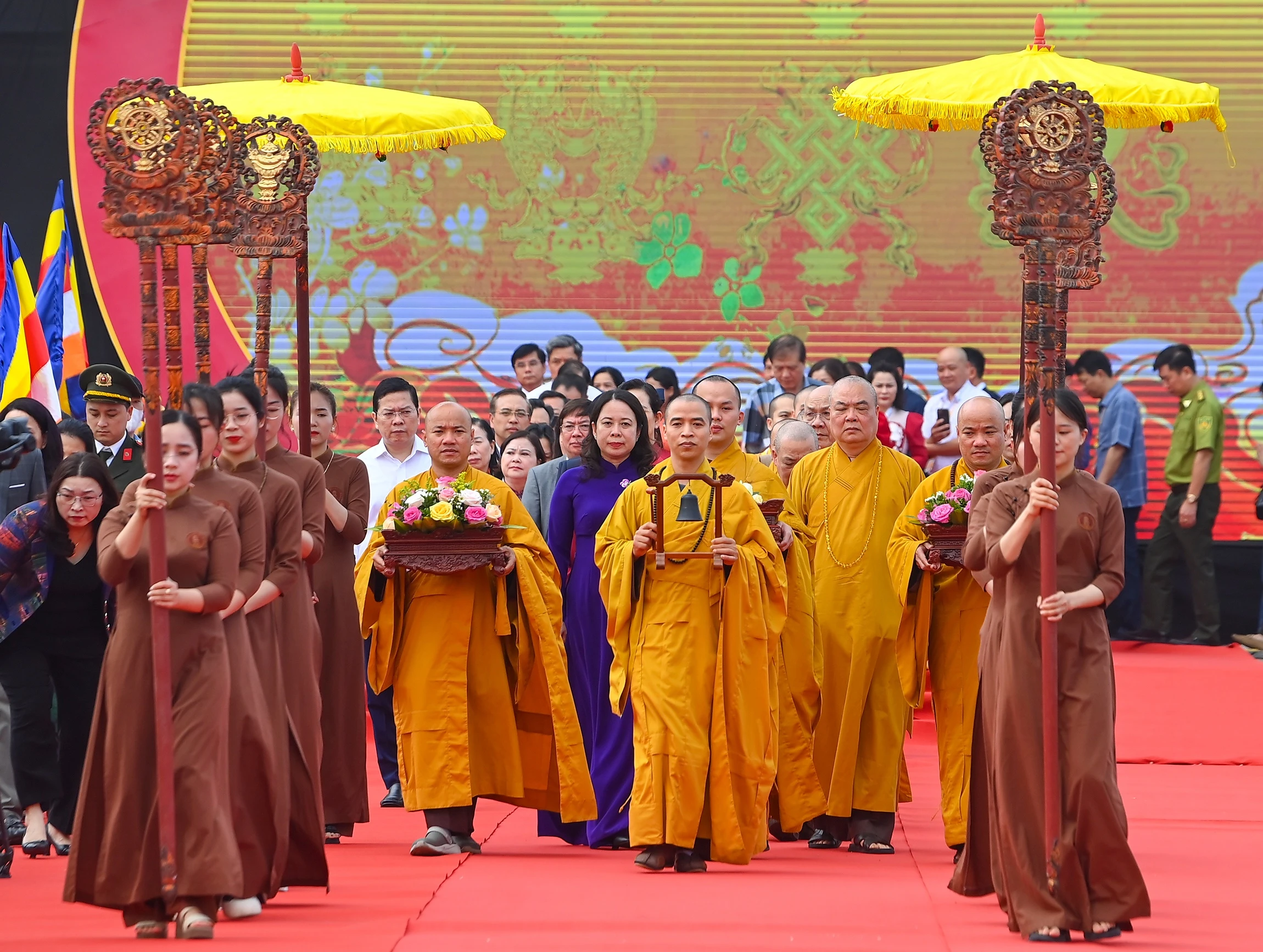 Le hoi chua Tam Chuc anh 3