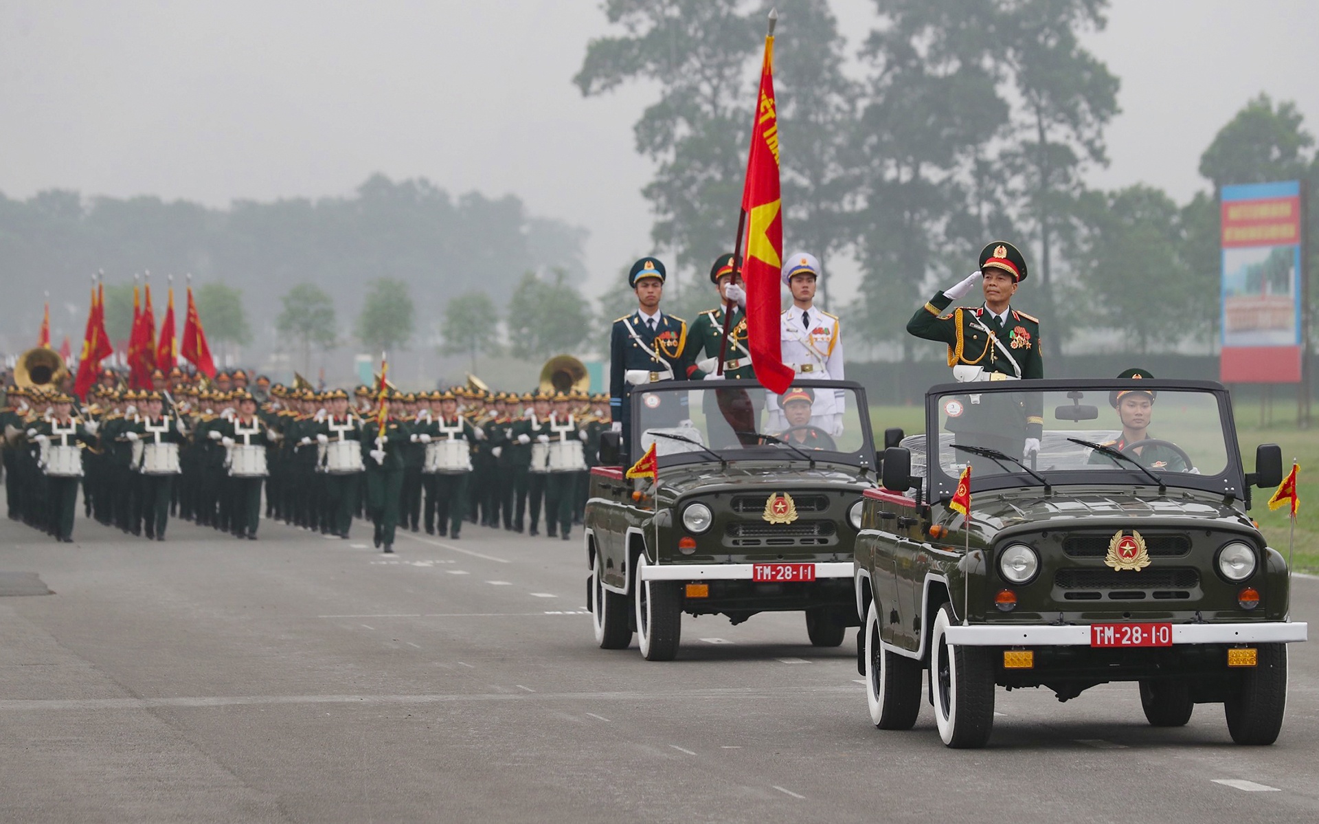 Dieu binh Dien Bien Phu anh 3