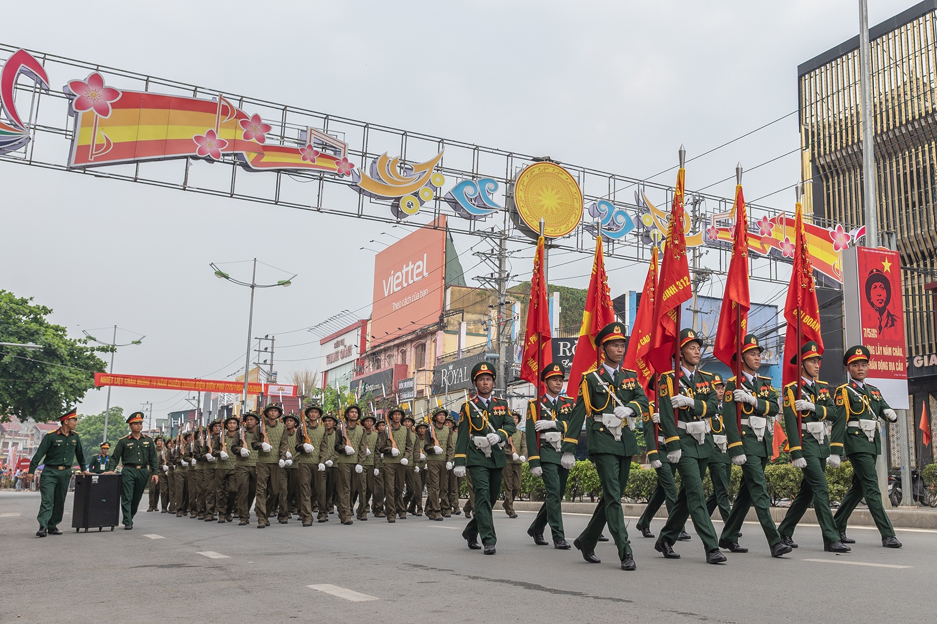 Giai phong Dien Bien anh 11