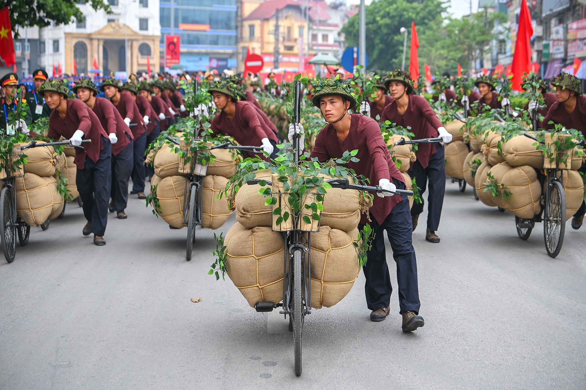Chien thang Dien Bien Phu anh 43
