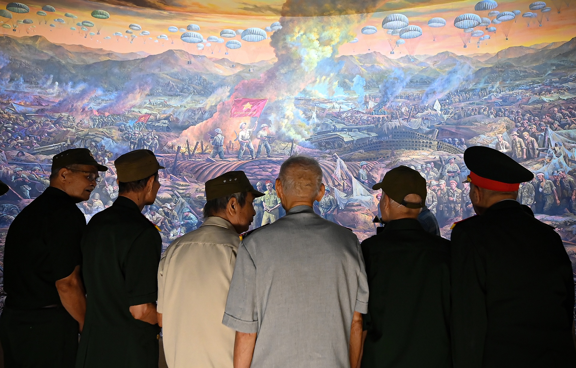 Chien thang Dien Bien Phu anh 3