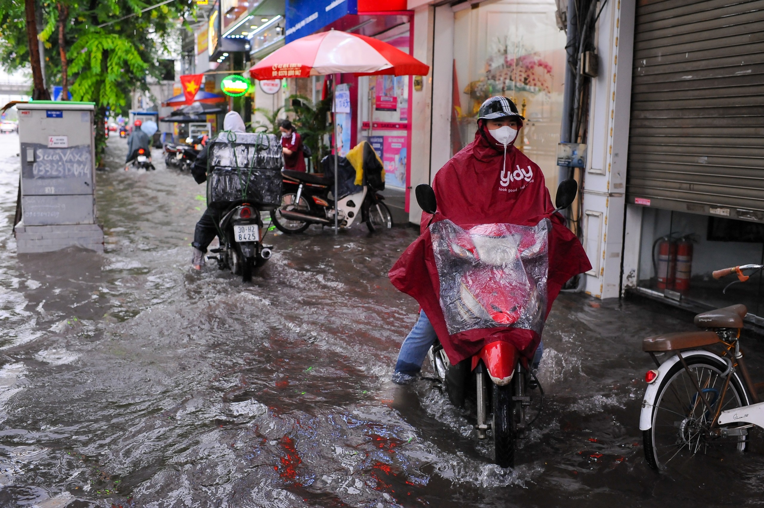 Mua ngap o Ha Noi anh 6