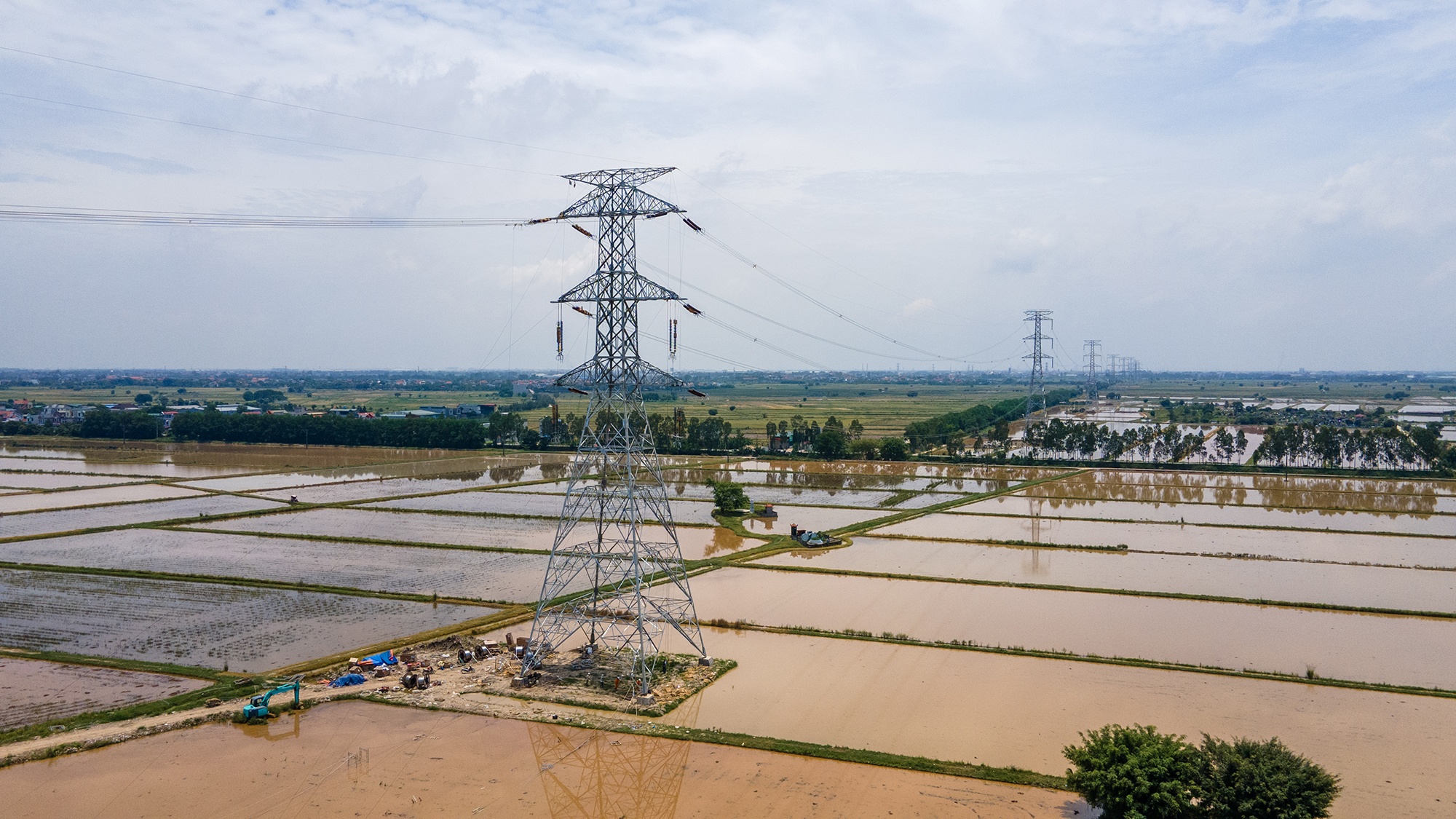 Duong day 500 kV anh 1