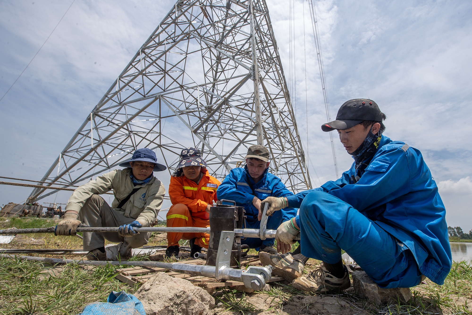 Duong day 500 kV anh 5