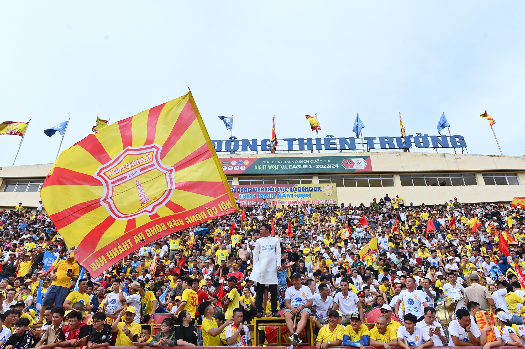 Nam Dinh vo dich VLeague anh 2