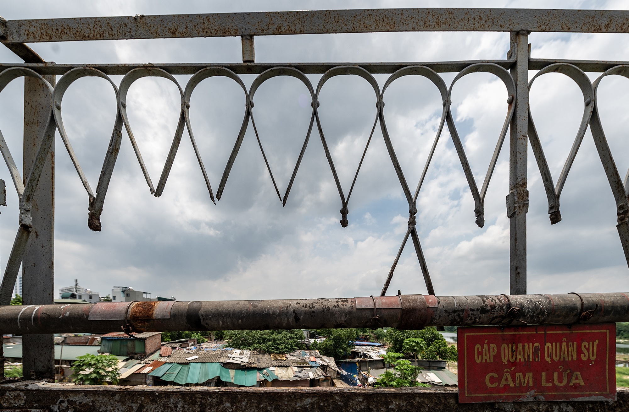 Duong ray bi bien dang anh 13