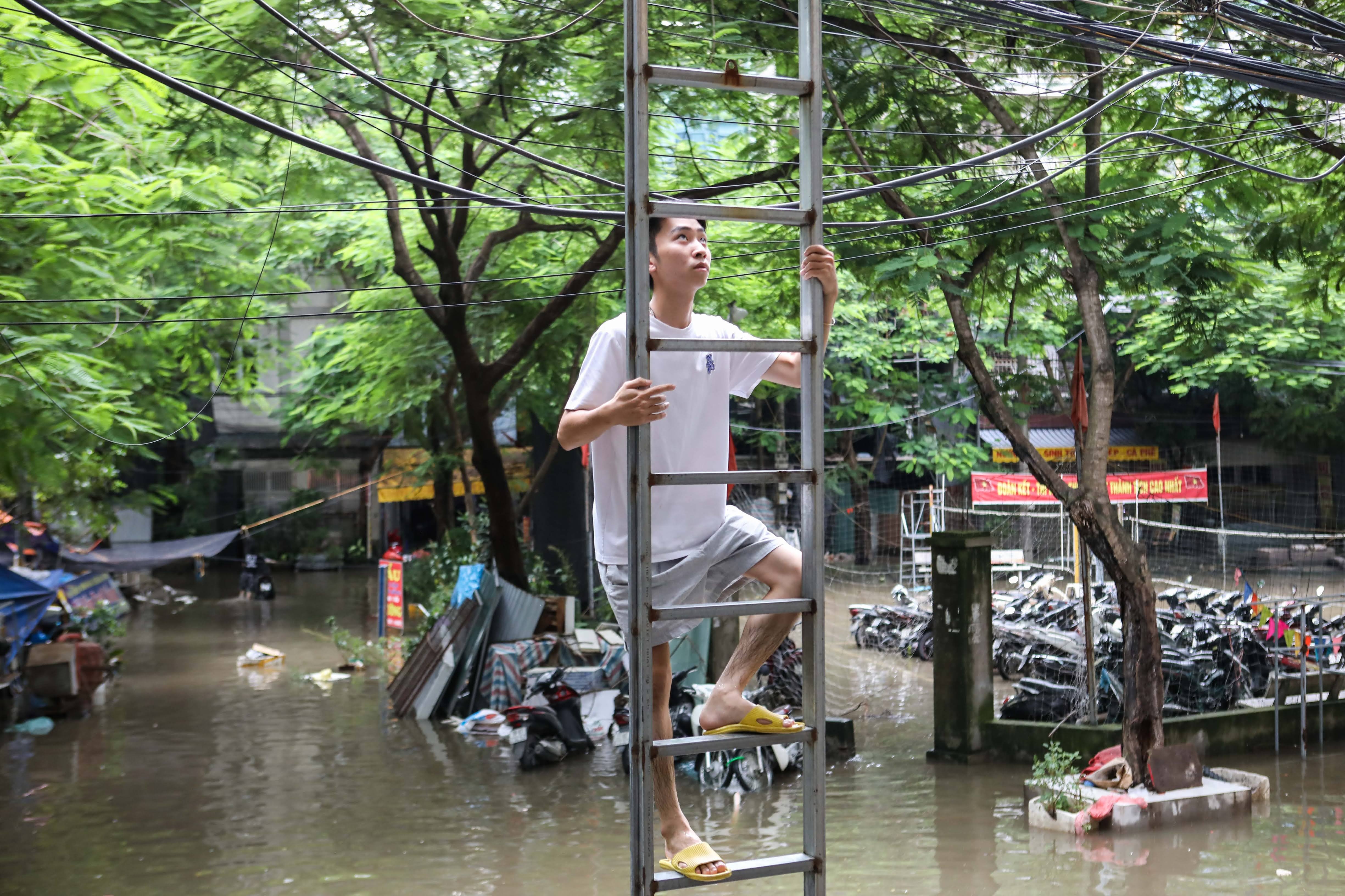 Mưa ngập Hà Nội ảnh 10 Mua ngap Ha Noi anh 10