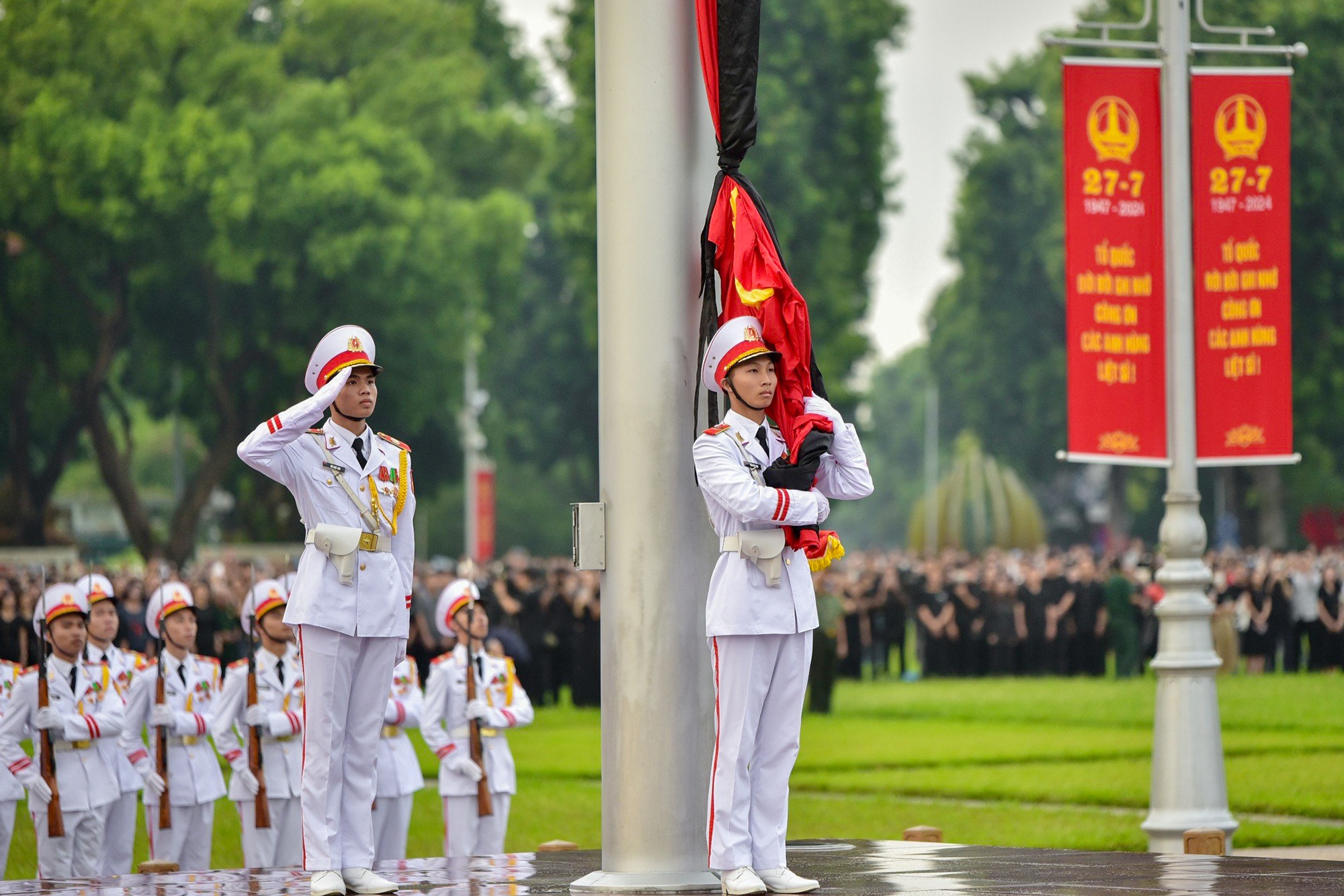 Quoc tang Tong bi thu anh 1