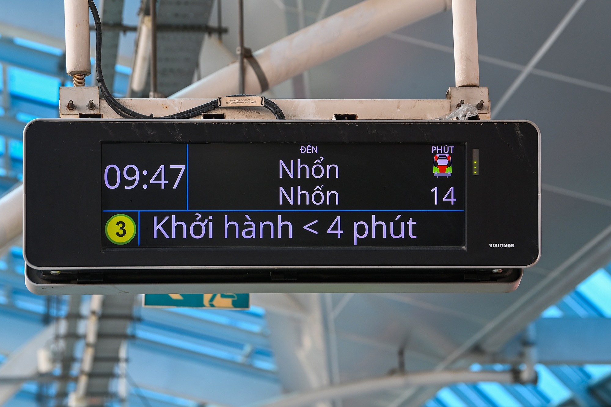 Tau Metro Ha Noi anh 8