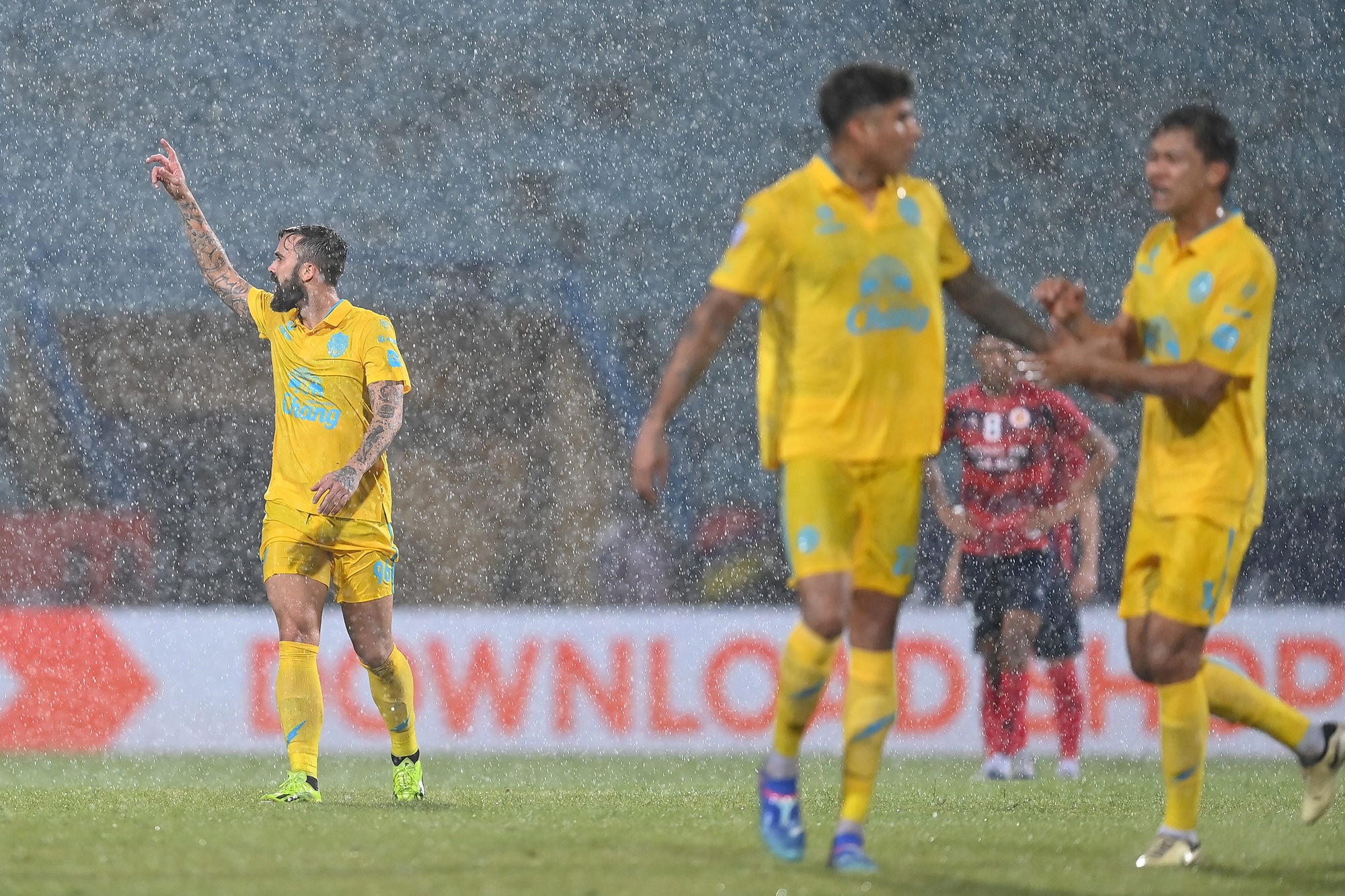 CAHN thang Buriram anh 9