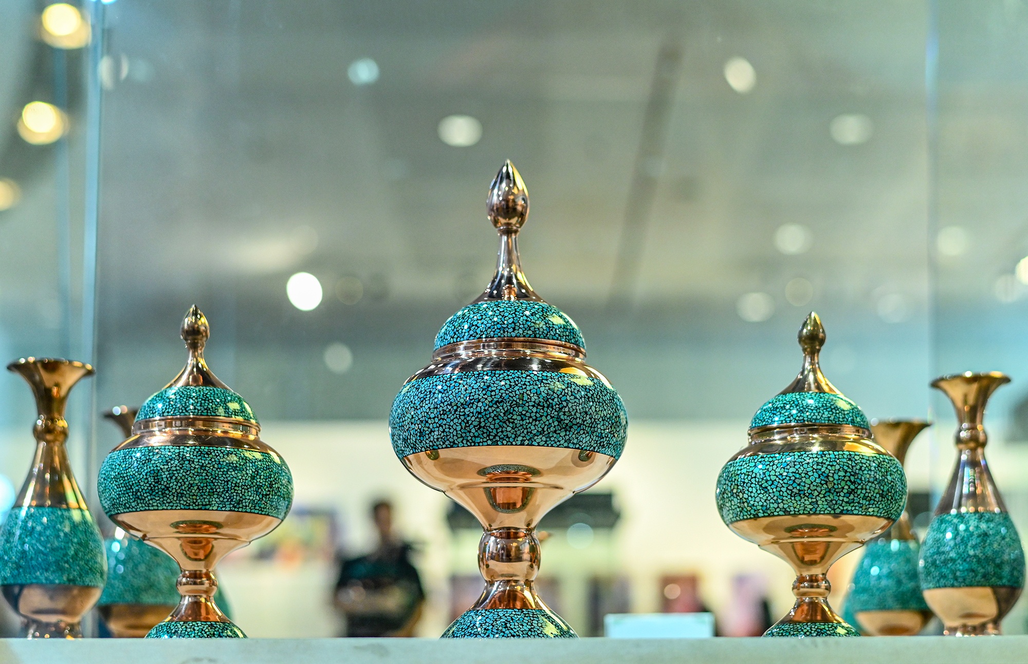 Trien lam sac mau Iran,  nghin le mot dem,  bao tang Ha Noi,  trien lam nghe thuat anh 4