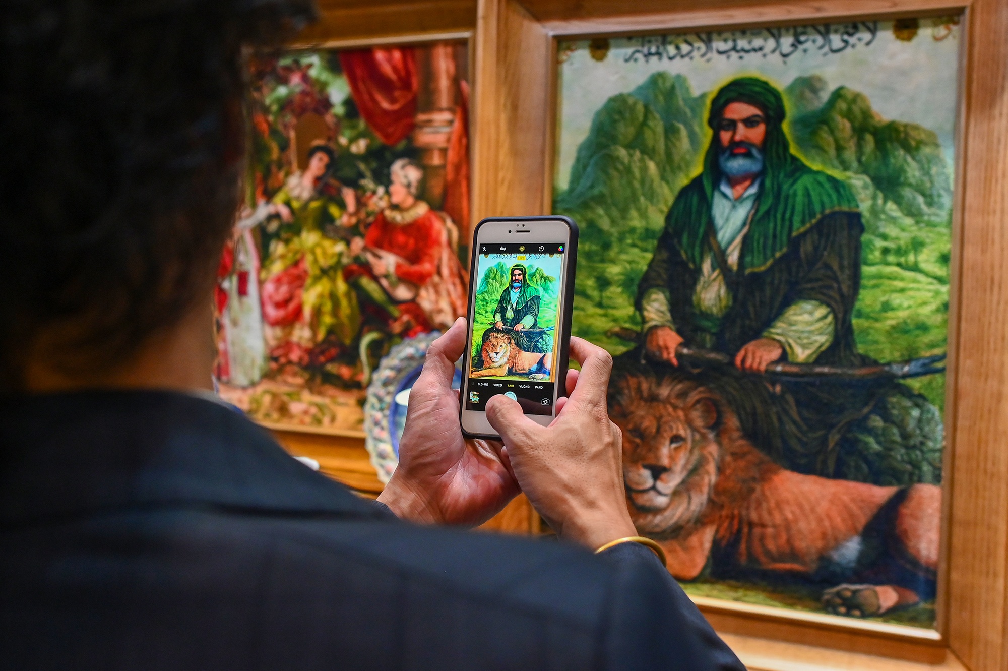 Trien lam sac mau Iran,  nghin le mot dem,  bao tang Ha Noi,  trien lam nghe thuat anh 5