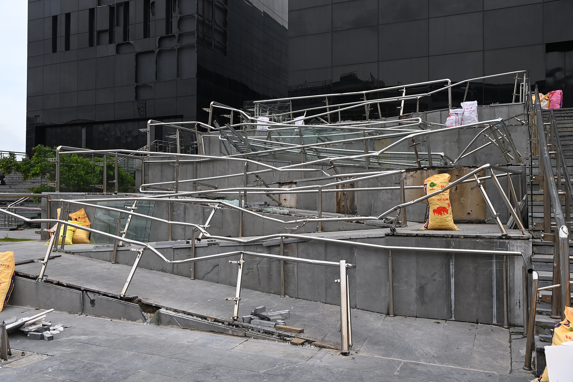 Ha Long sau bao anh 10