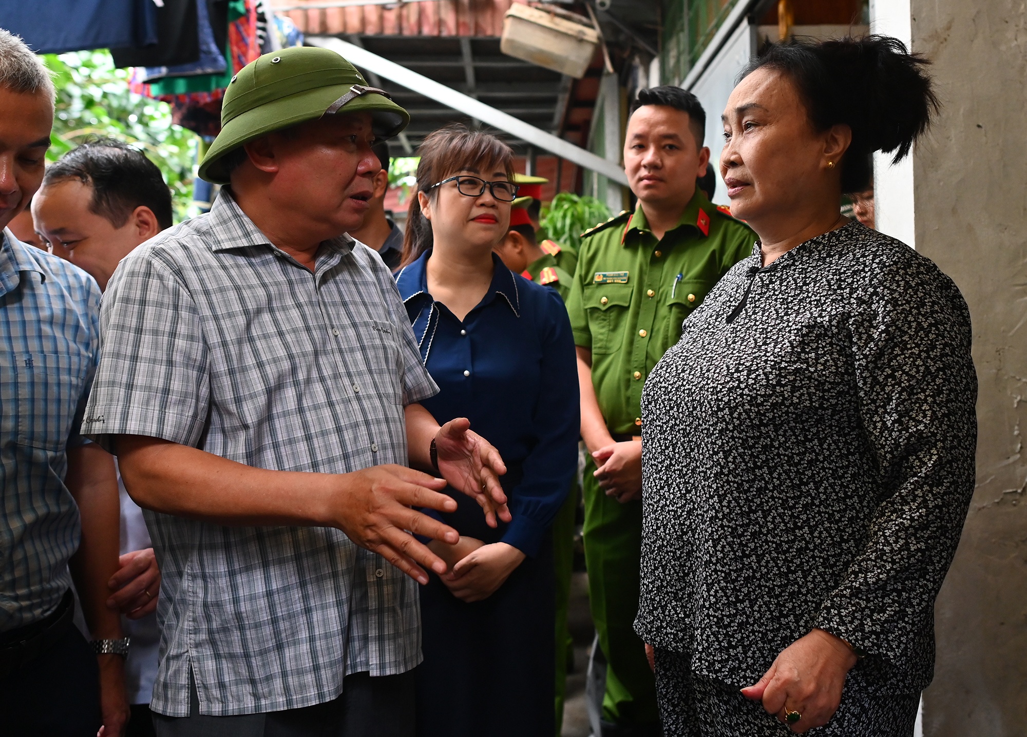 Nuoc song Hong dang cao anh 7