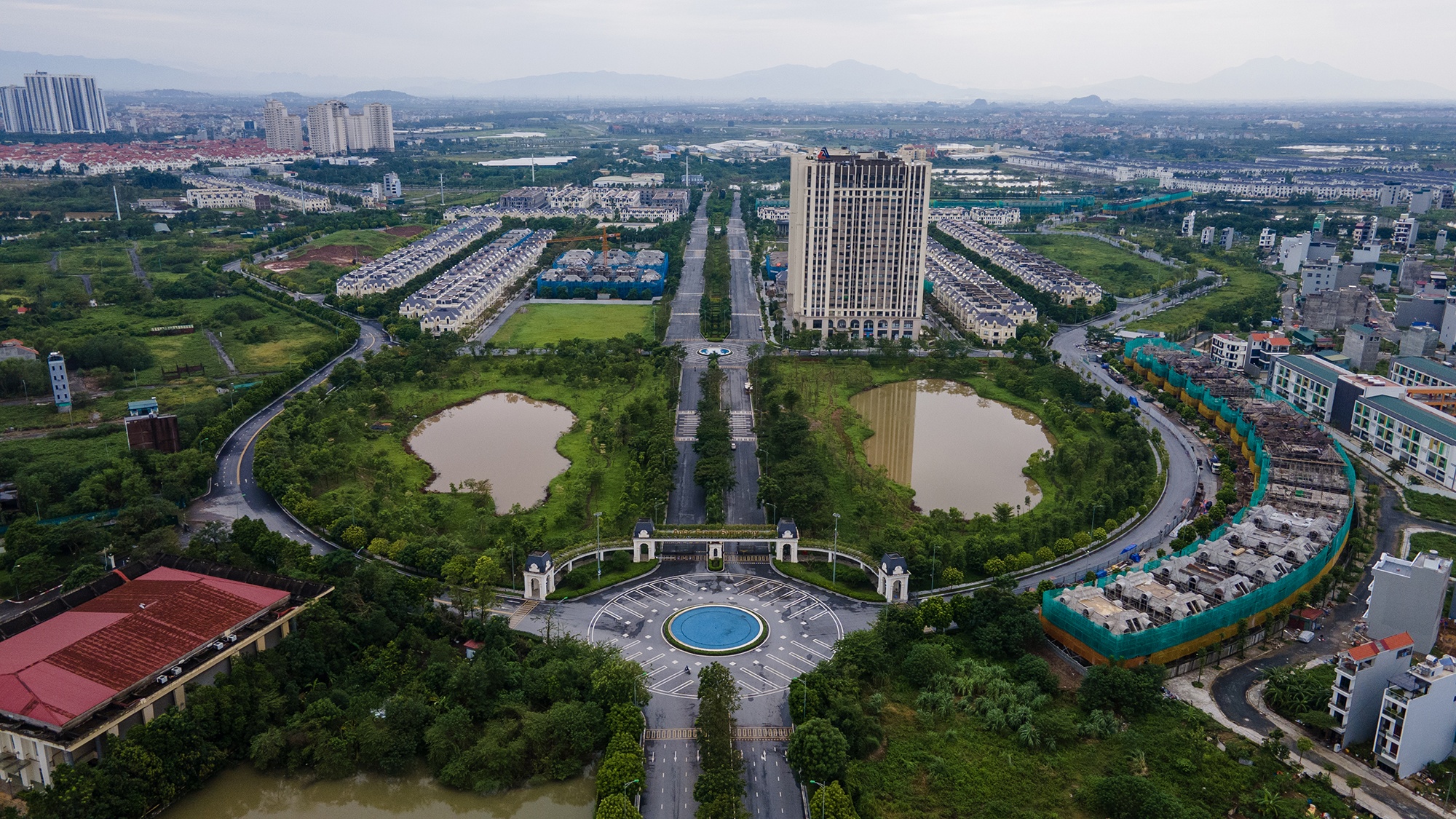 Rung chung cu Ha Noi anh 14