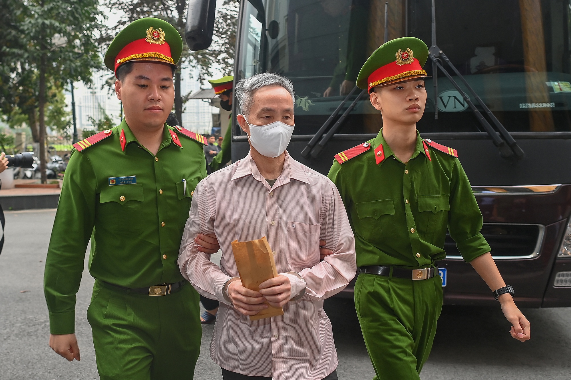 Xet xu phuc tham FLC anh 9