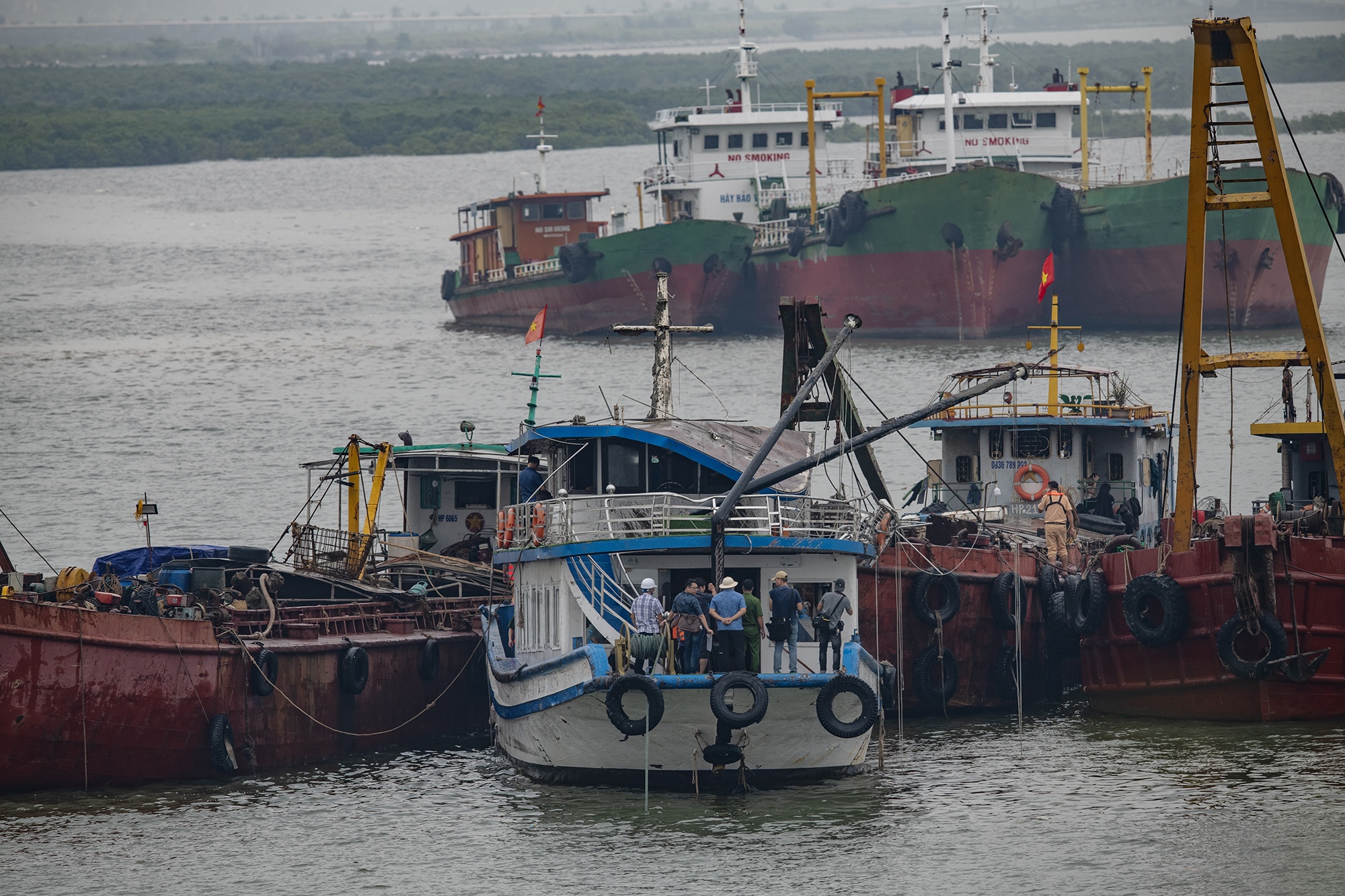 lat tau Quang Ninh anh 11