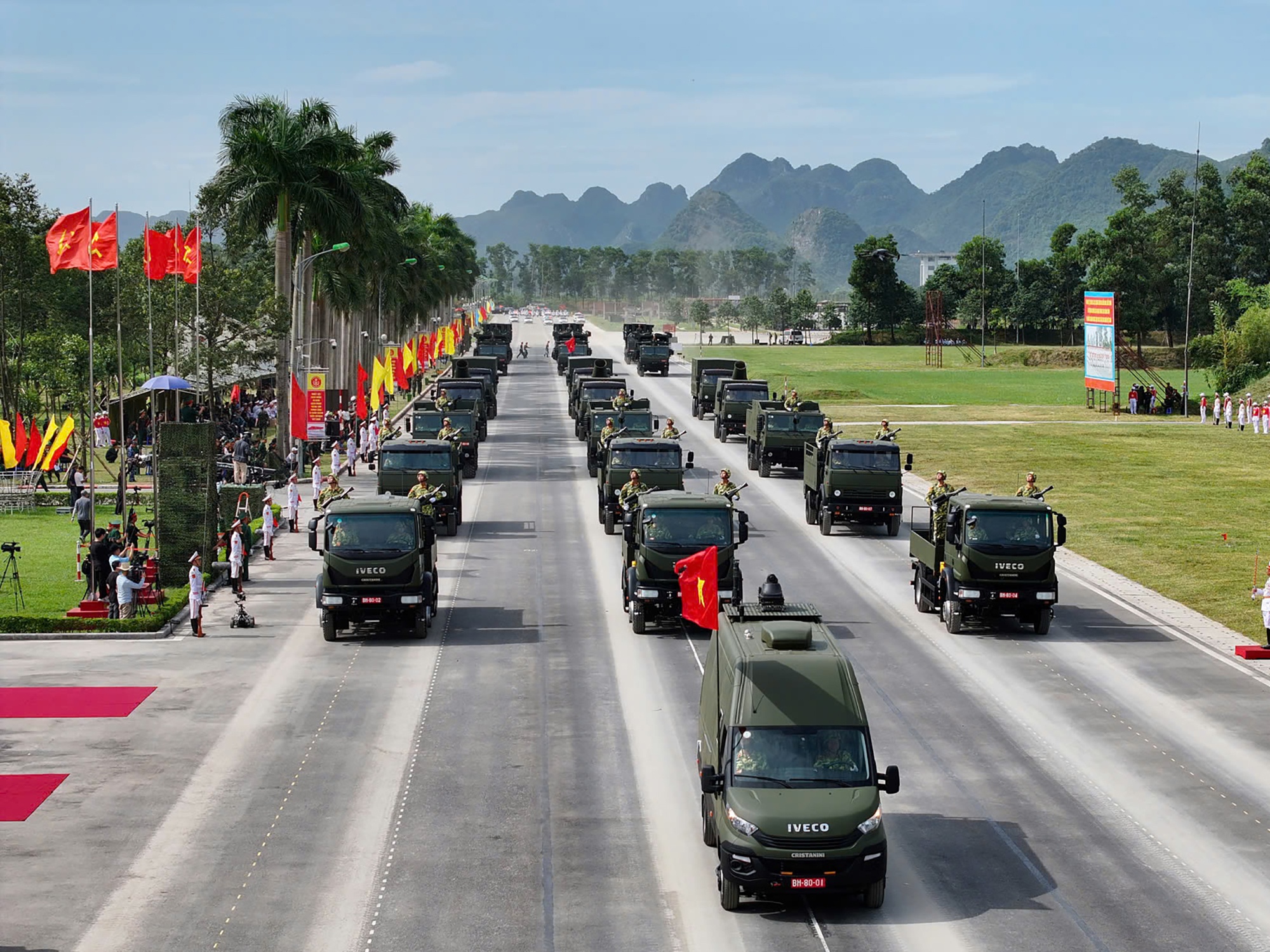 Dieu binh Quoc khanh 2/9 anh 18