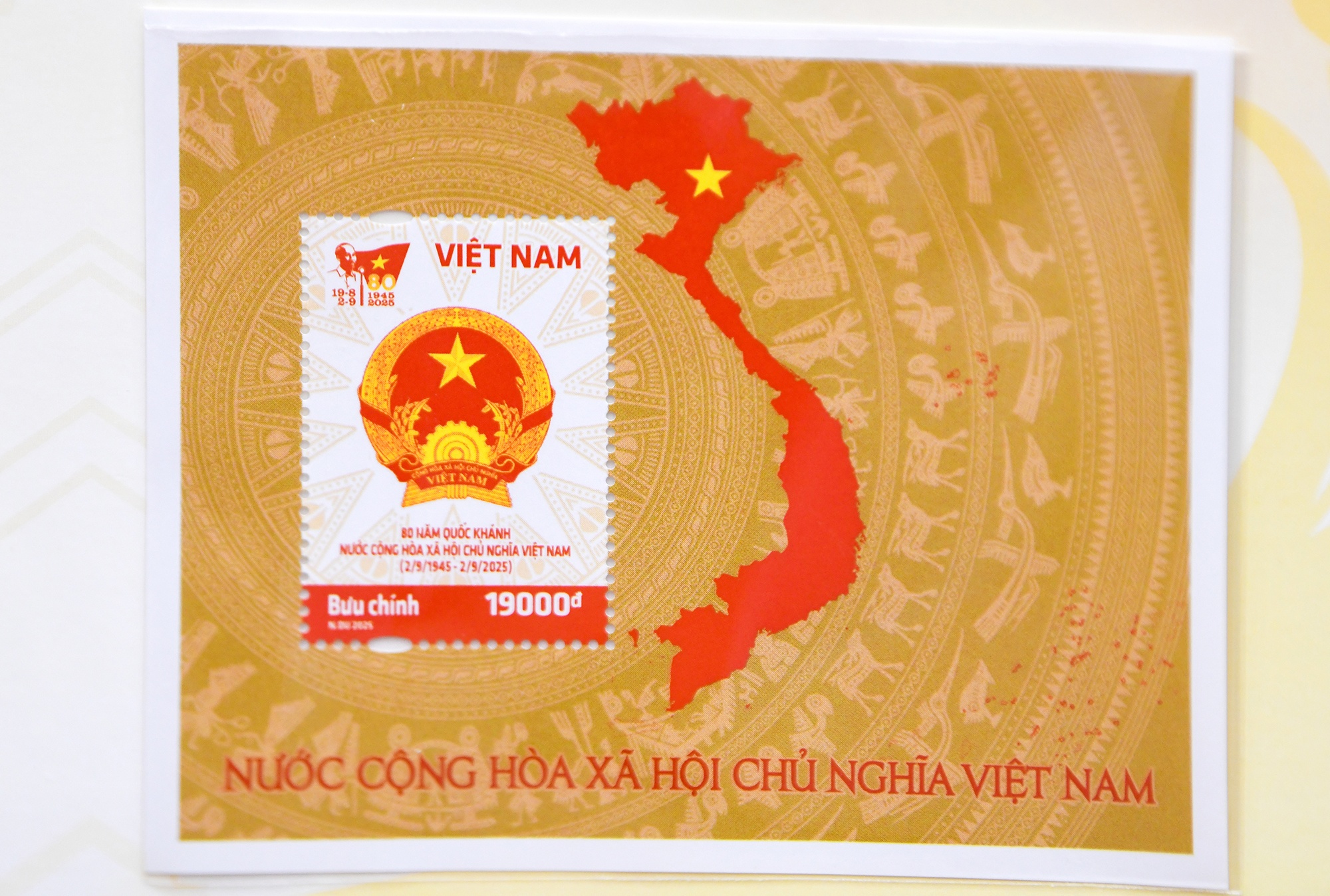 Tem 80 nam Quoc Khanh anh 8