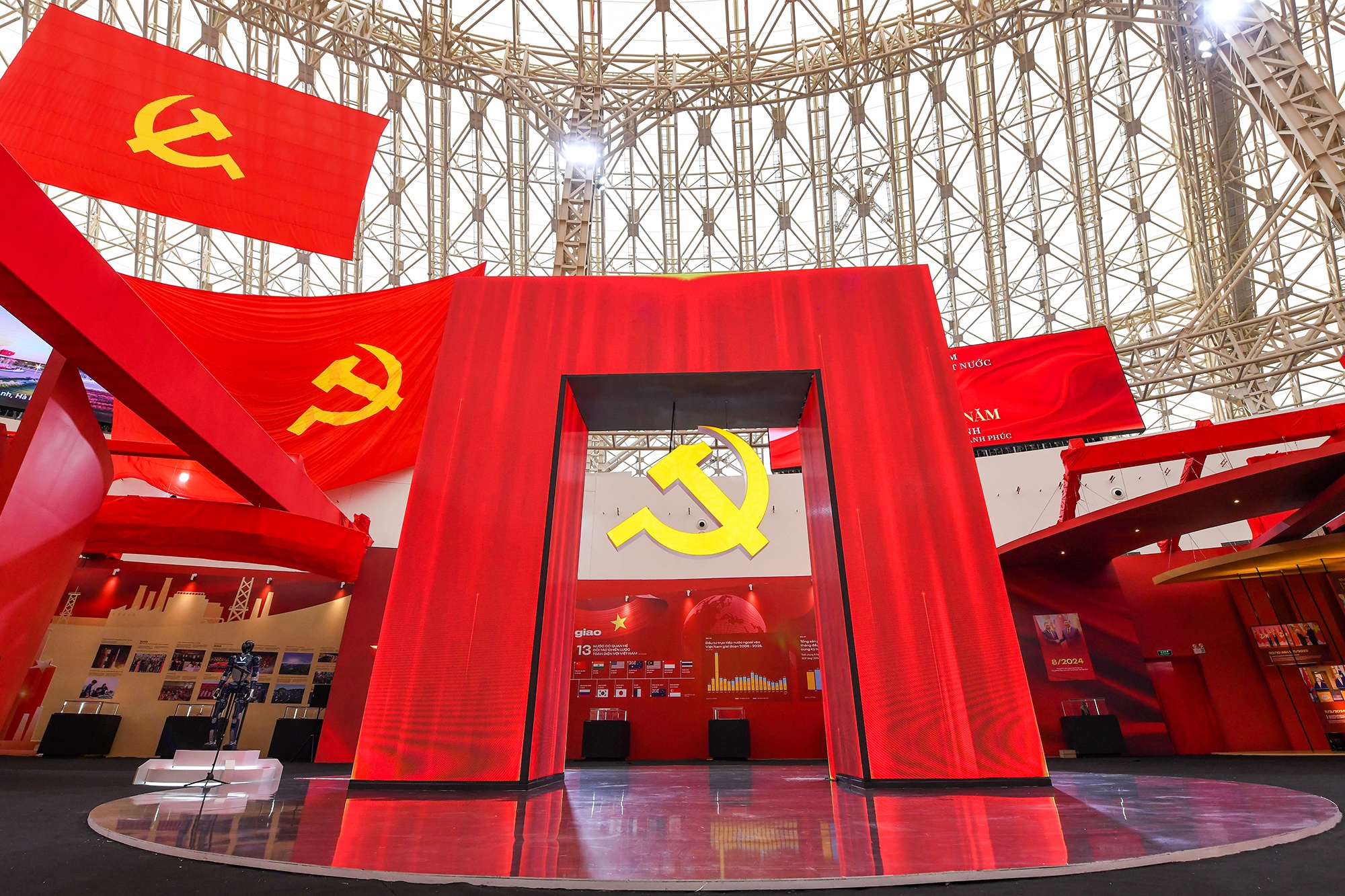 Dang Cong san Viet Nam anh 16