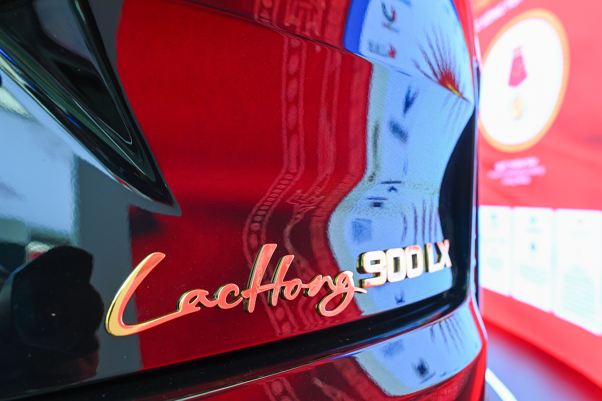 VinFast Lac Hong 900 LX anh 4