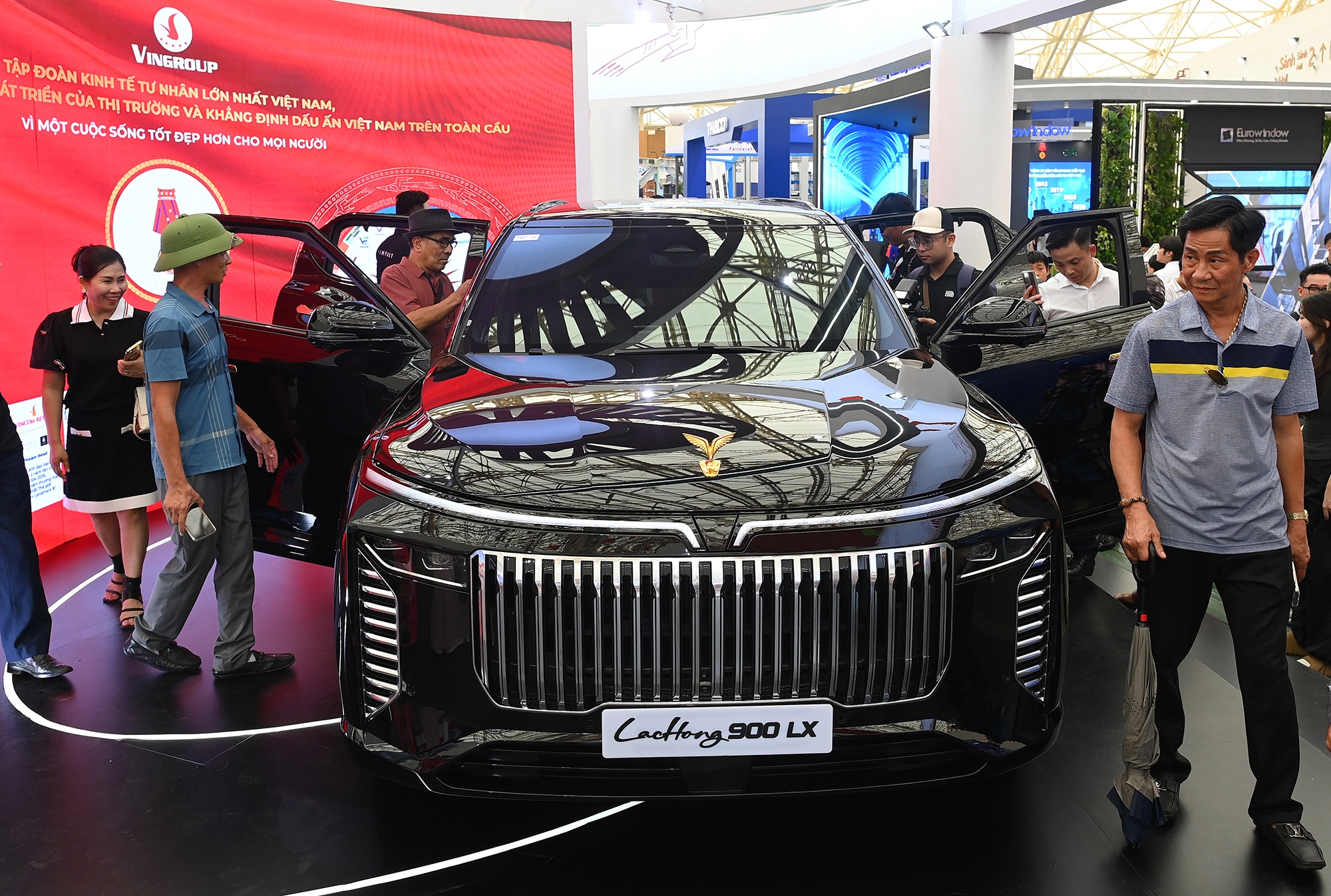 VinFast Lac Hong 900 LX anh 2