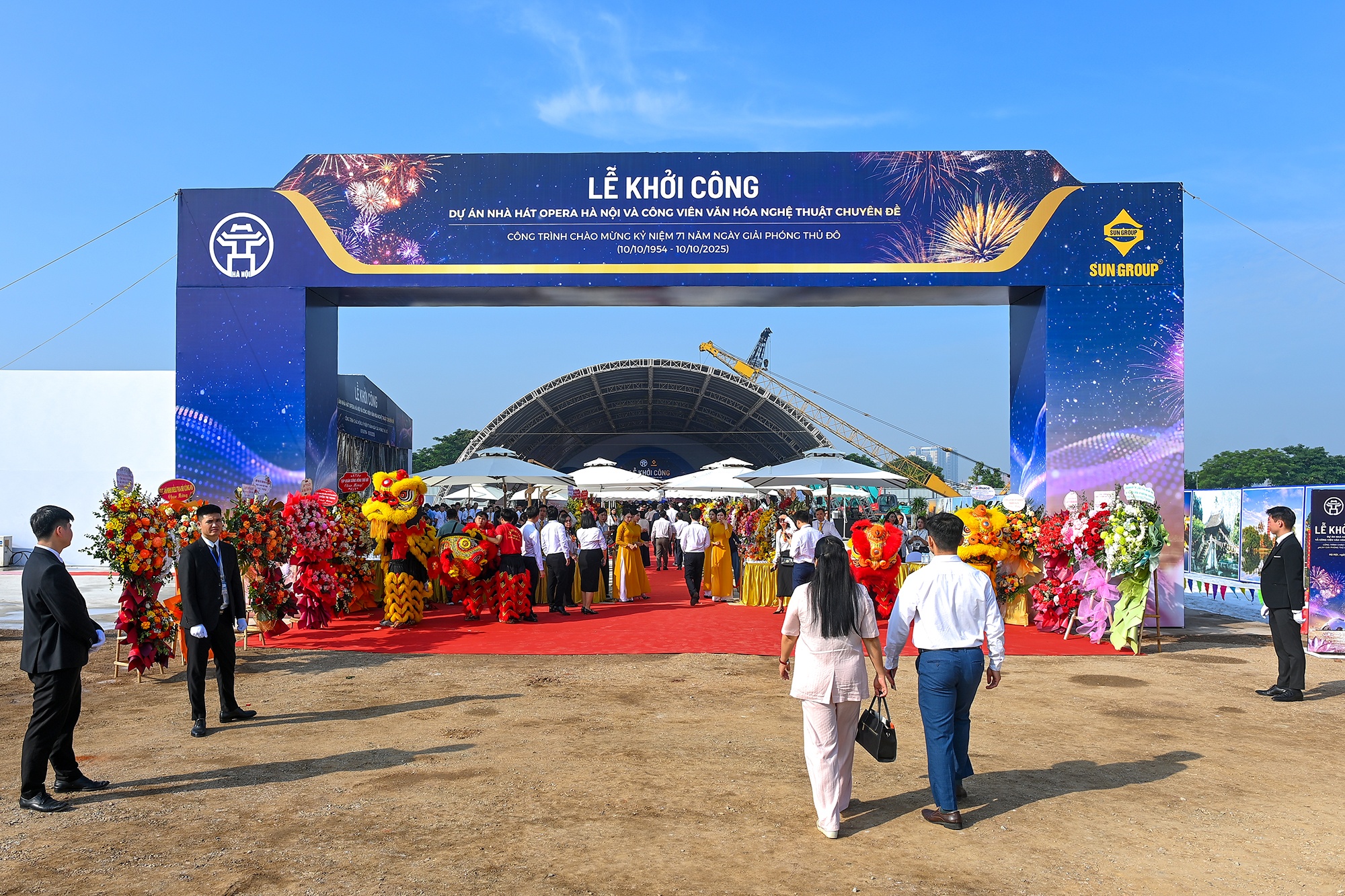 Nha hat opera ho tay anh 1