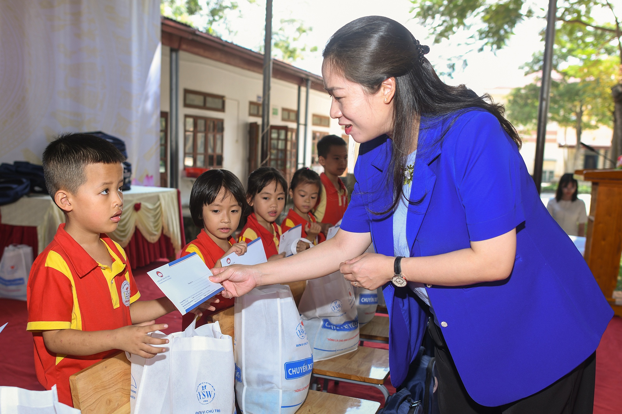 Hoi Xuat ban Viet Nam anh 4