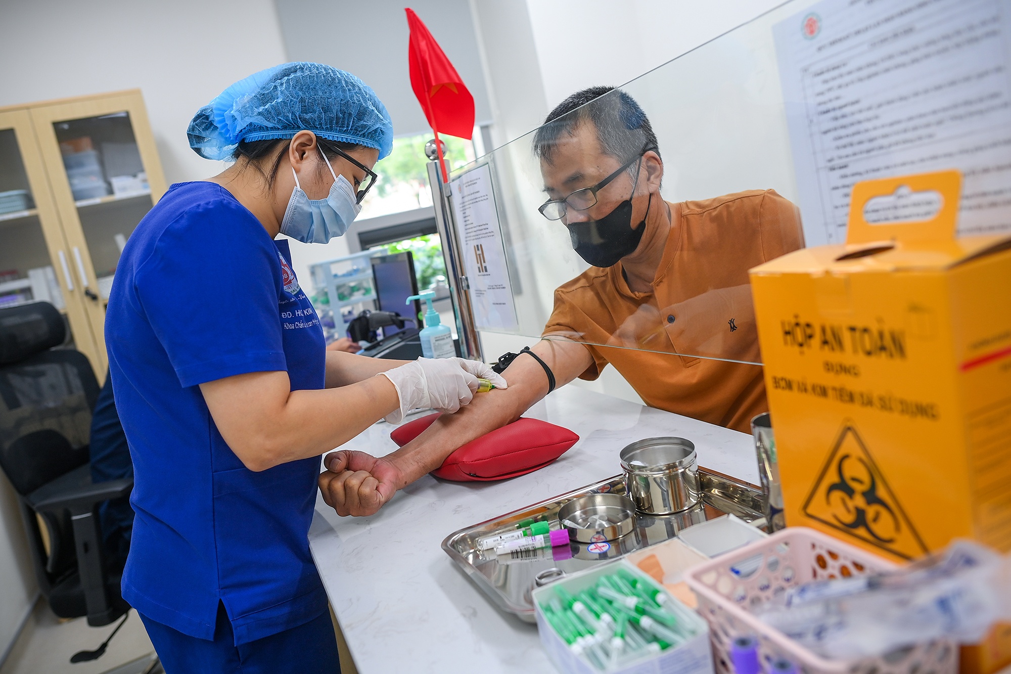 Khoa truyen nhiem vien 108 anh 14