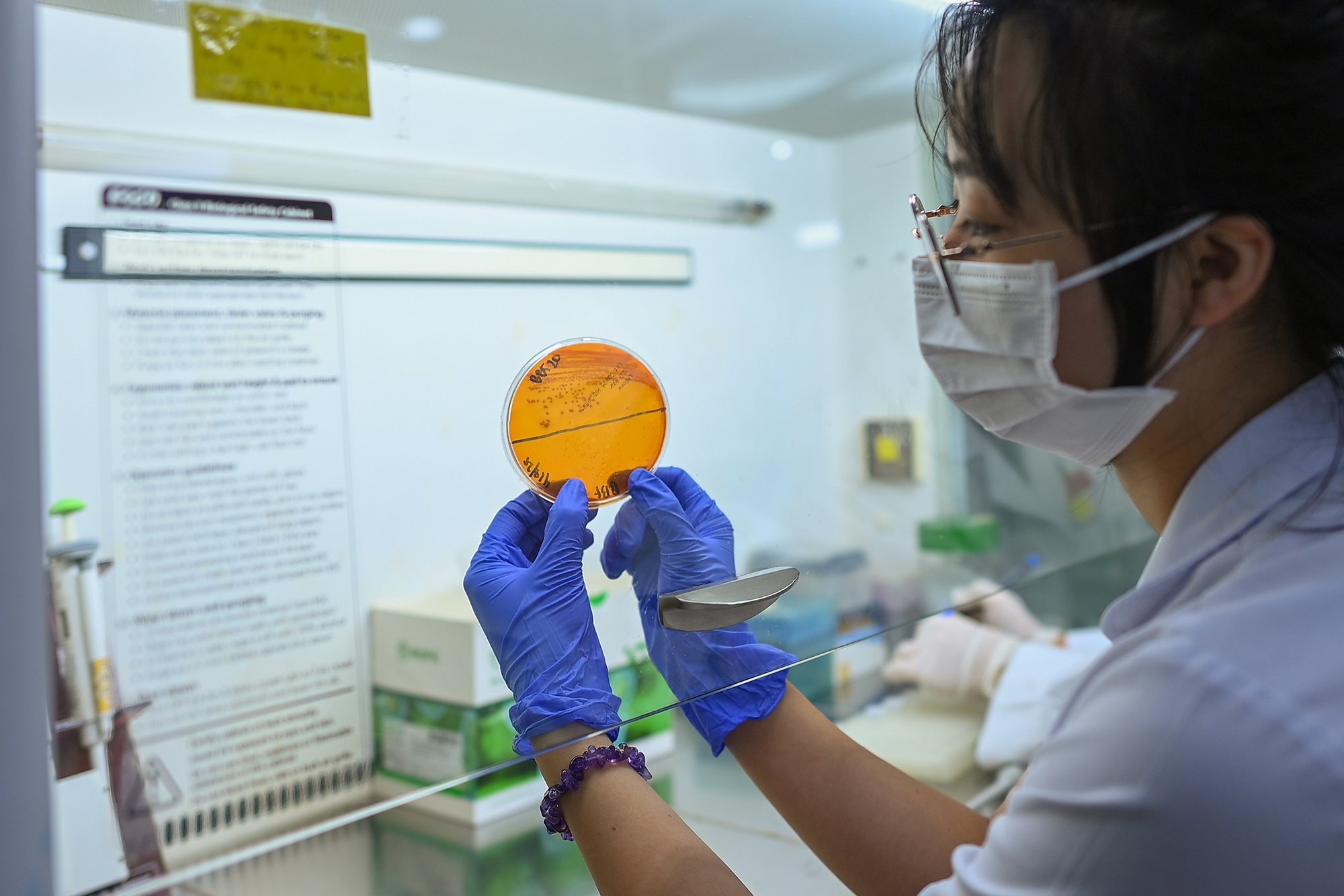 Khoa truyen nhiem vien 108 anh 26