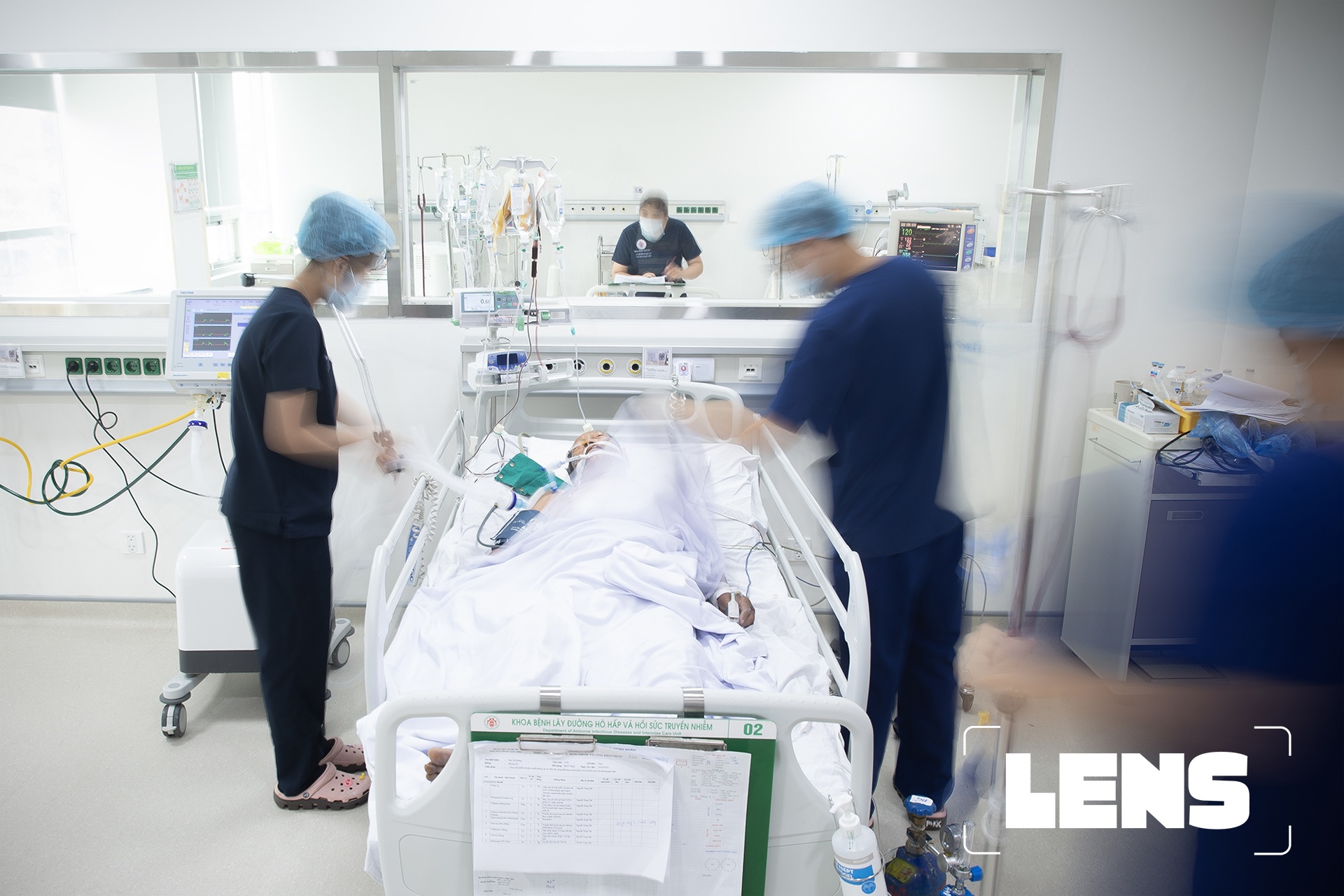 Cua ngo sinh tu hinh anh