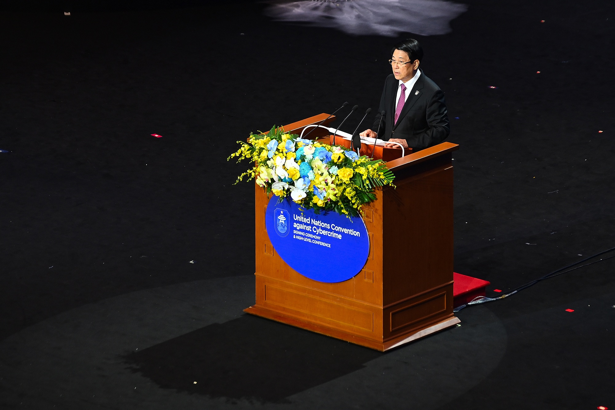 Cong uoc Ha Noi,  Le mo ky anh 6