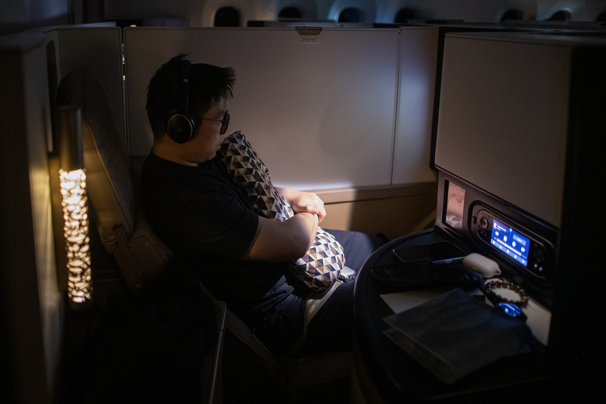 Bay thang Viet NAM UAE anh 10