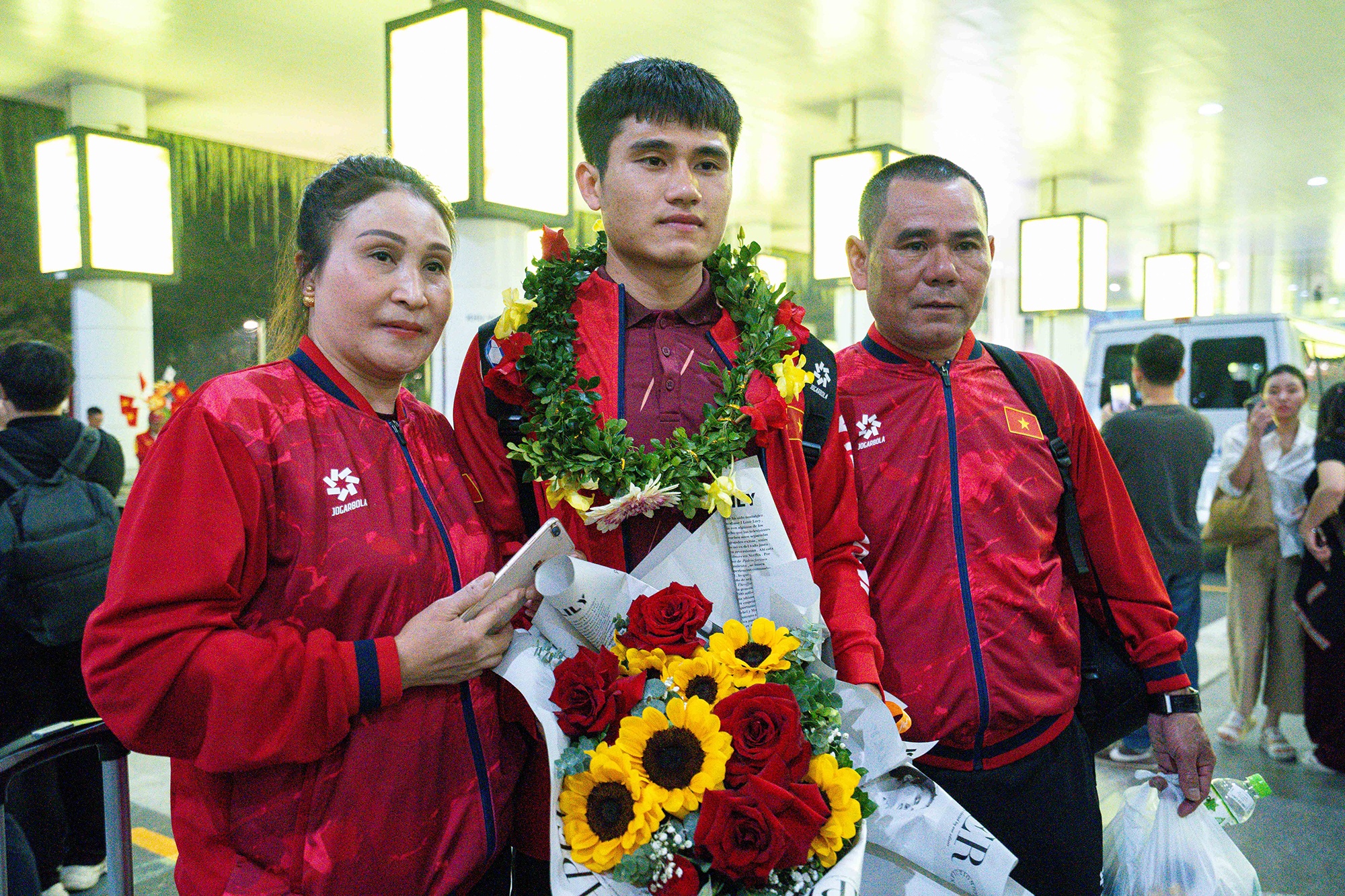 U22 Viet Nam ve nuoc anh 3