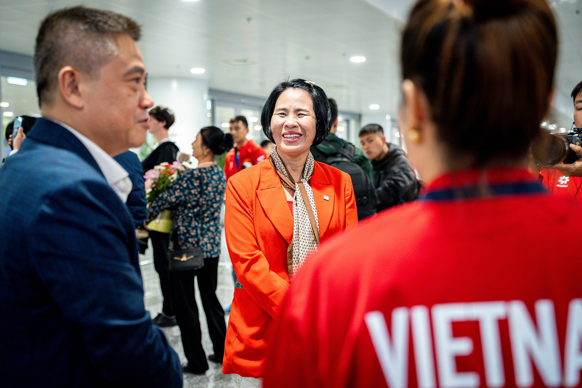 U22 Viet Nam ve nuoc anh 7