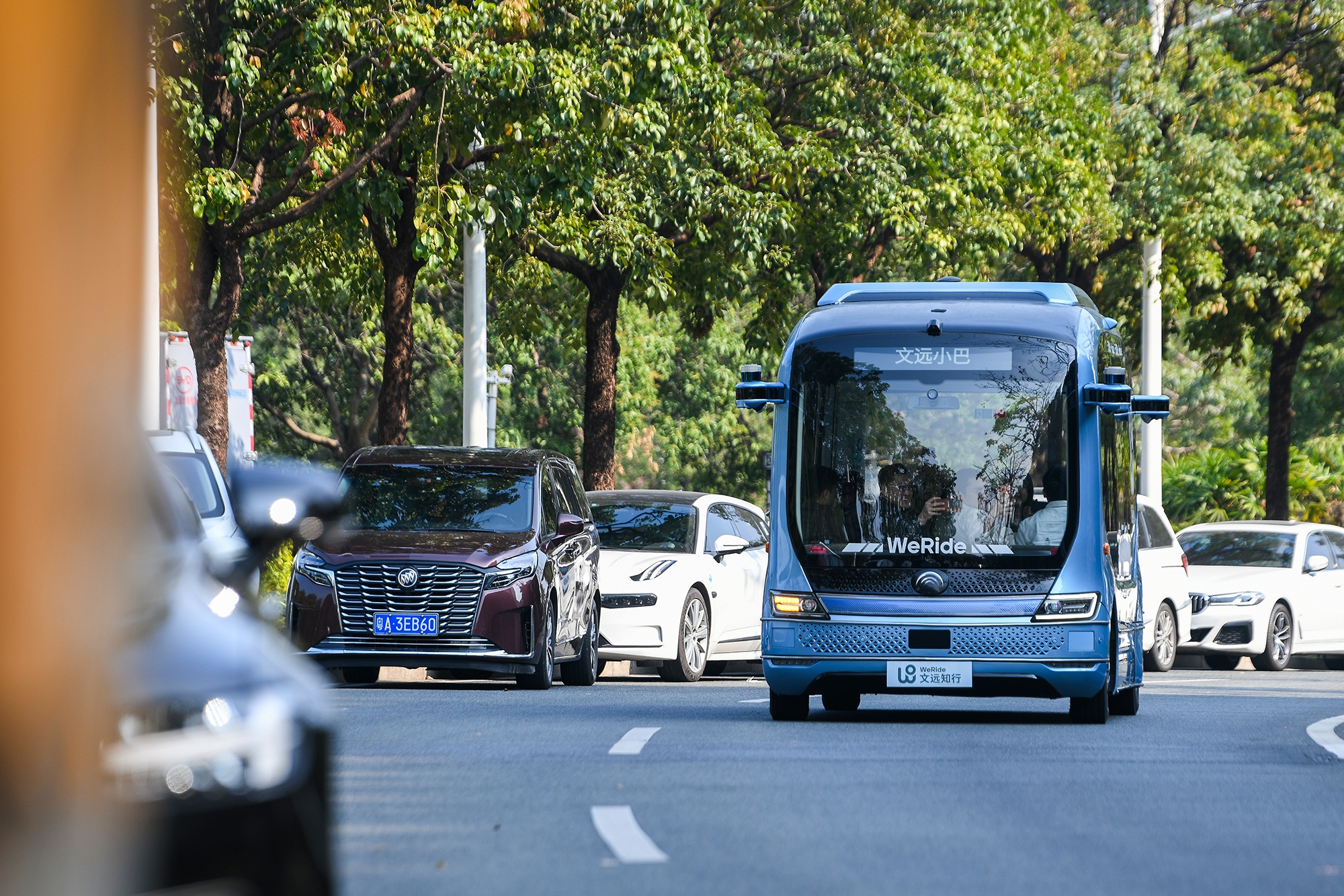 Xe buyt tu hanh anh 2