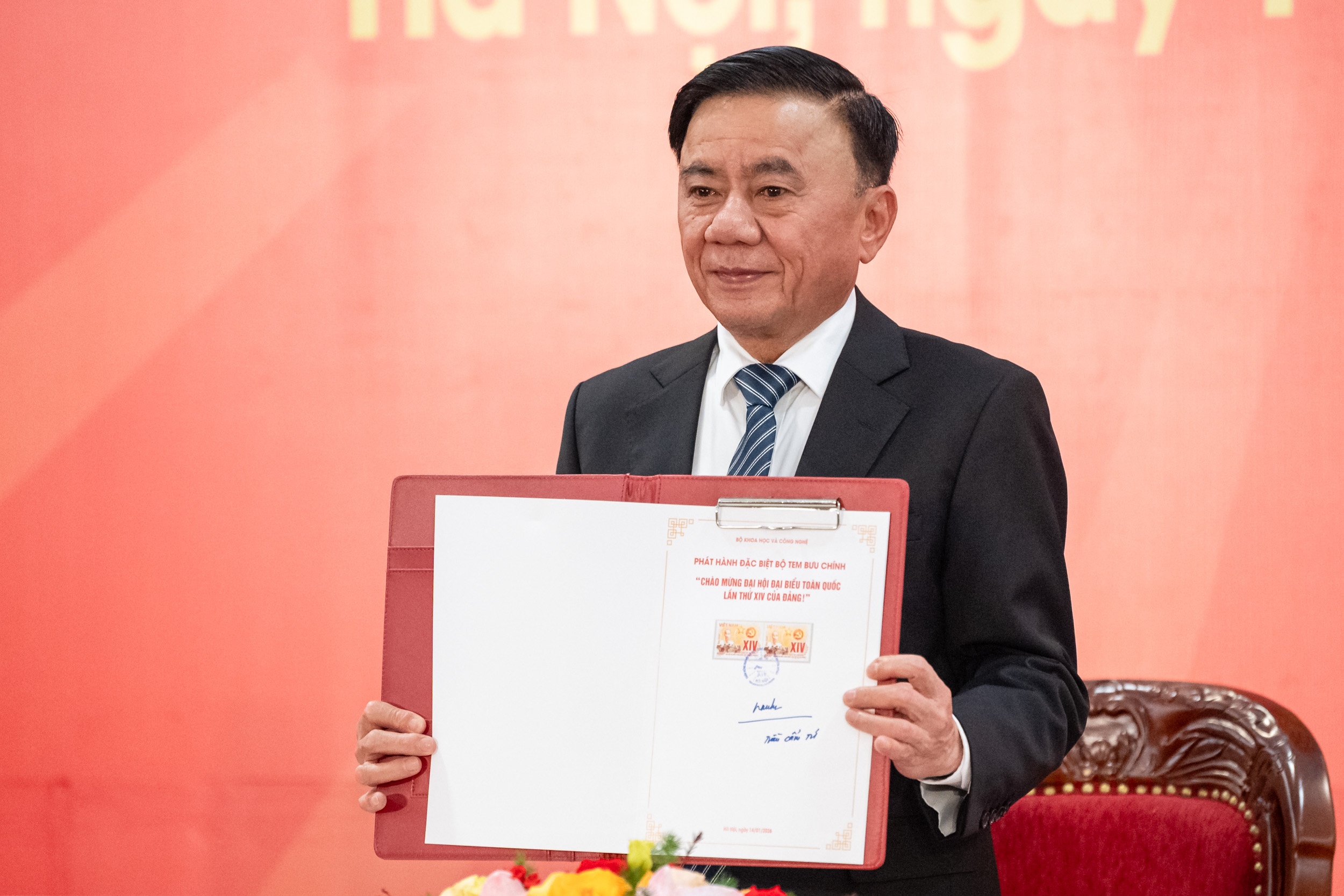 Dai hoi Dang XIV anh 3